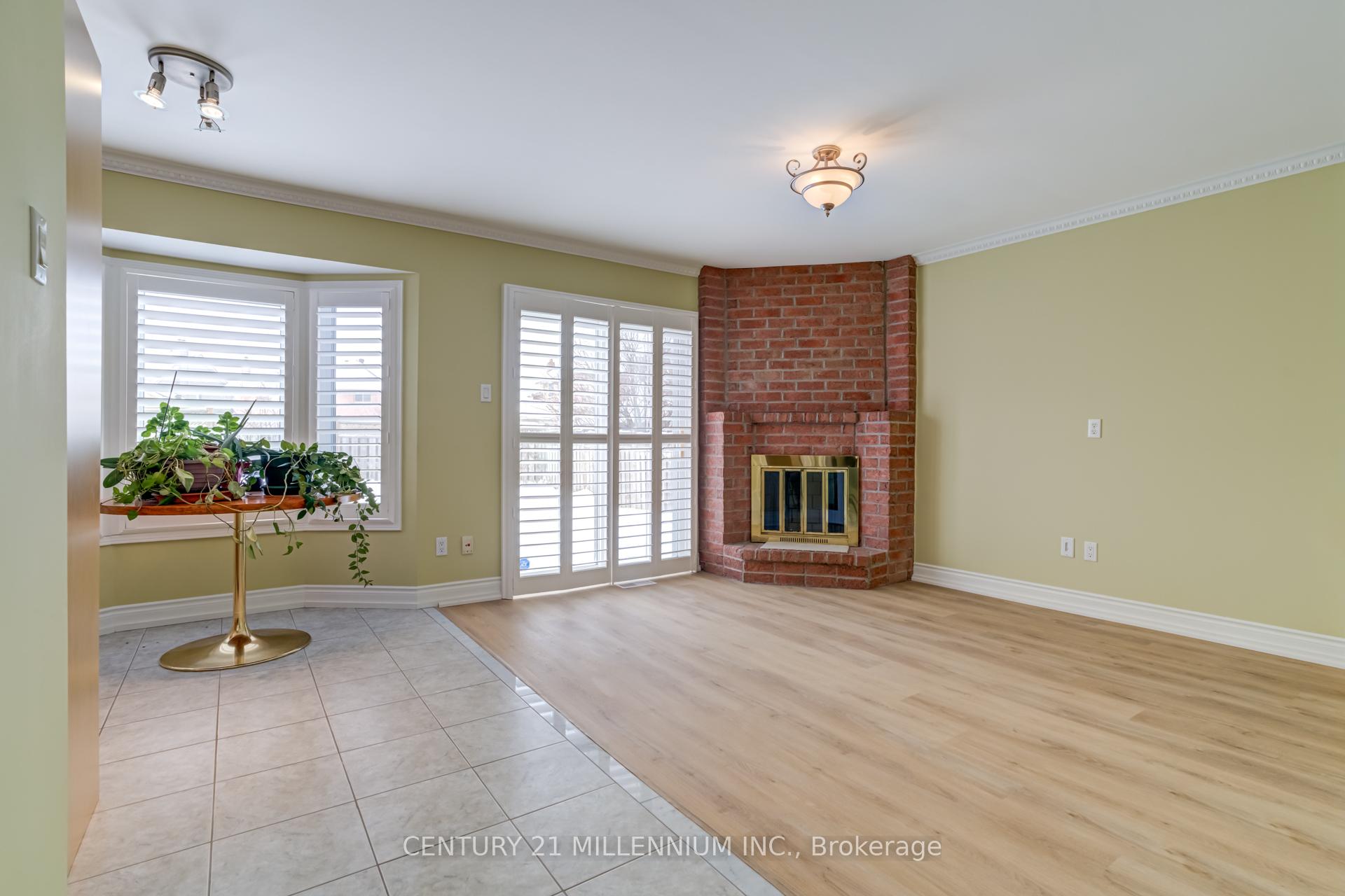 Photo 11 of 28 Tremblay Street, Brampton, Heart Lake West — HOMEH