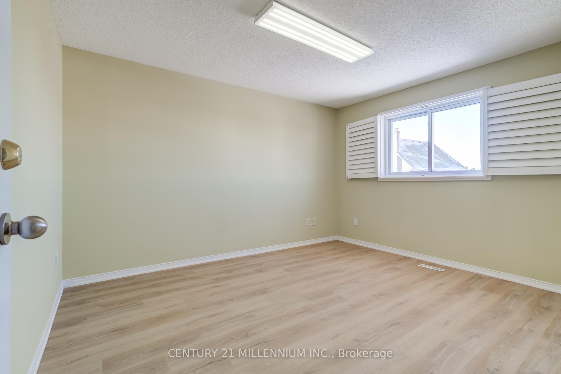Photo 21 of 28 Tremblay Street, Brampton, Heart Lake West — HOMEH