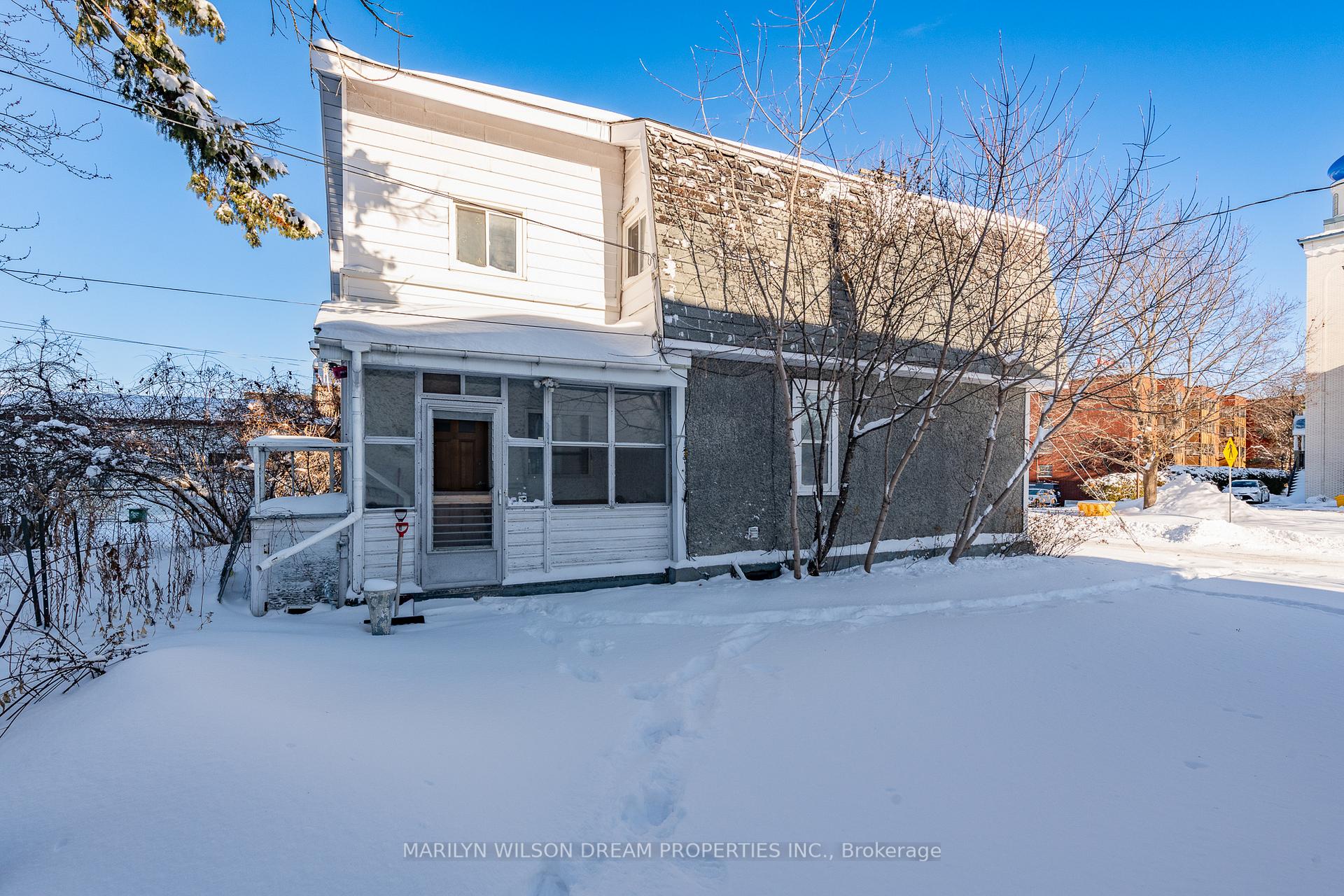 Photo 4 of 92 Stonehurst Avenue, Ottawa, Mechanicsville — HOMEH
