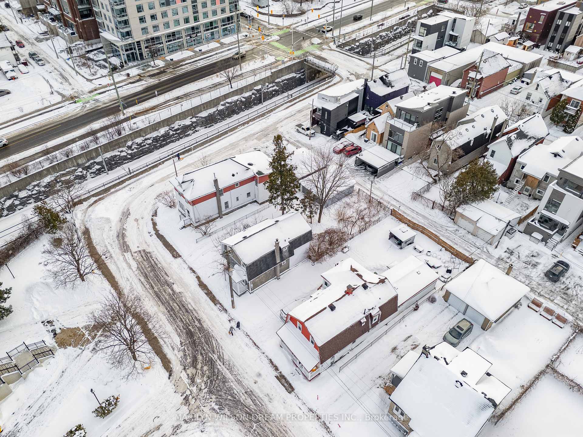 Photo 10 of 92 Stonehurst Avenue, Ottawa, Mechanicsville — HOMEH