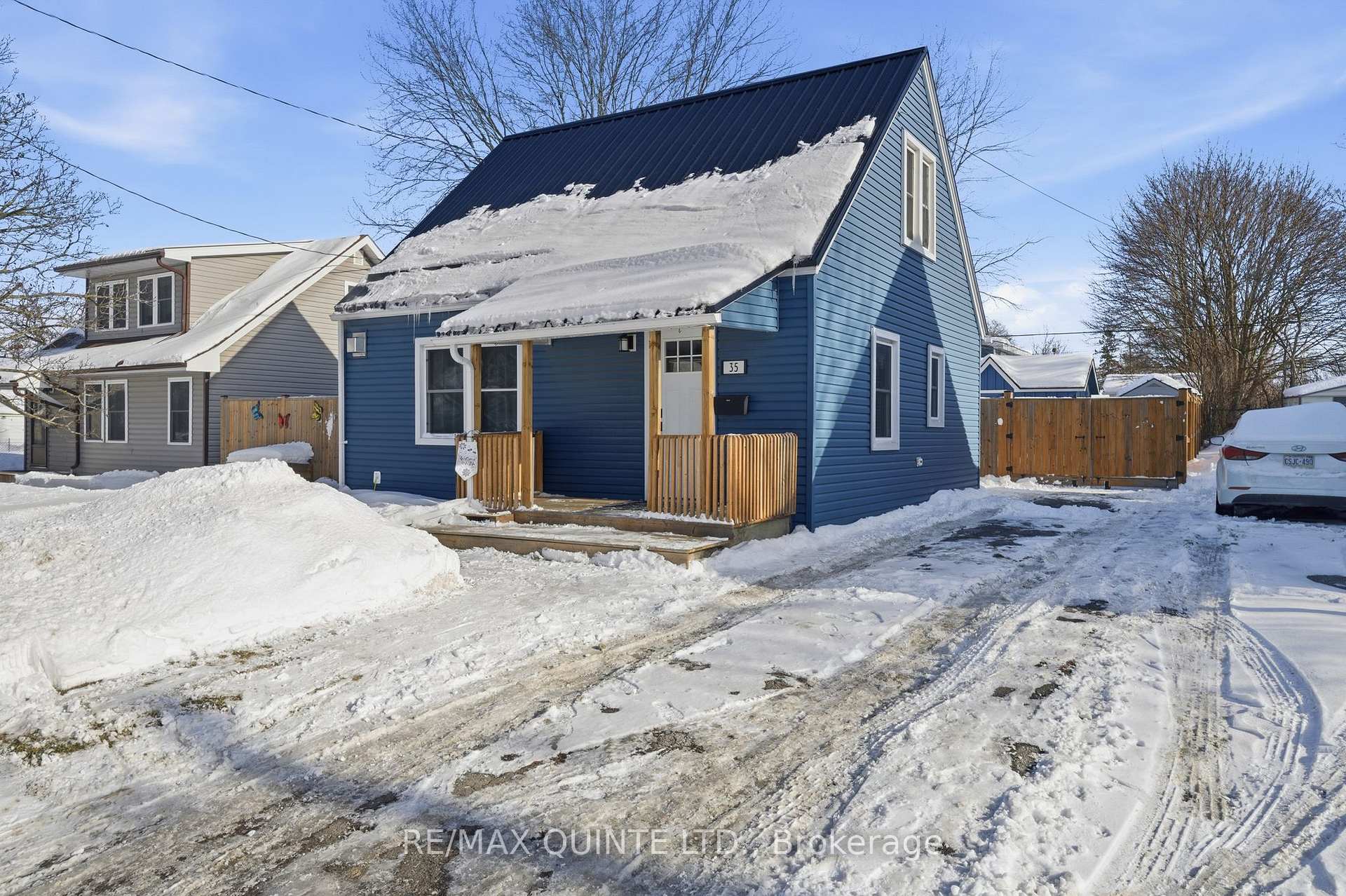 Front of 35 Kerr Crescent