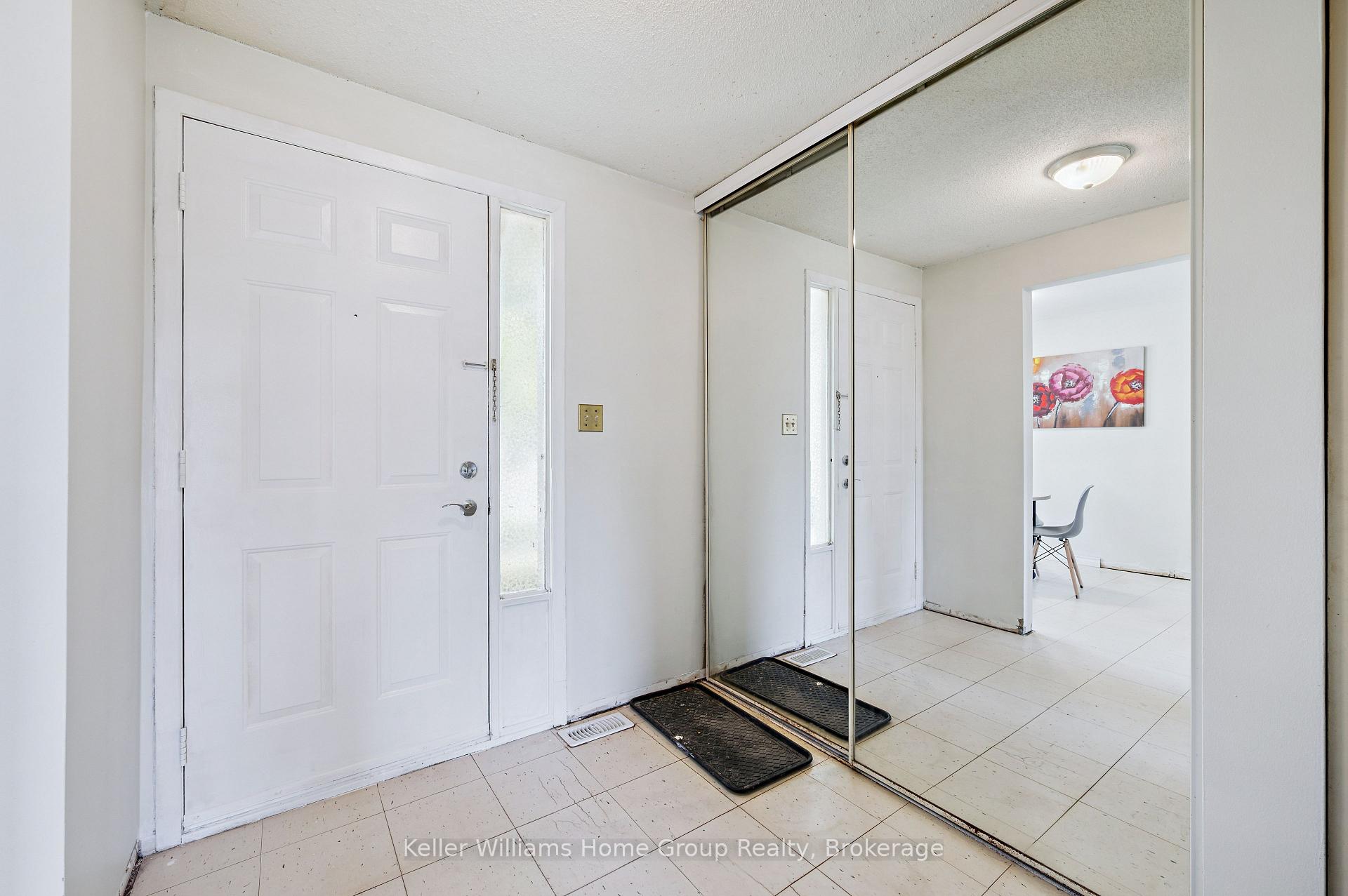 Photo 6 of Unit 39, 40 Imperial Road N, Guelph, Willow West/Sugarbush/West Acres — HOMEH