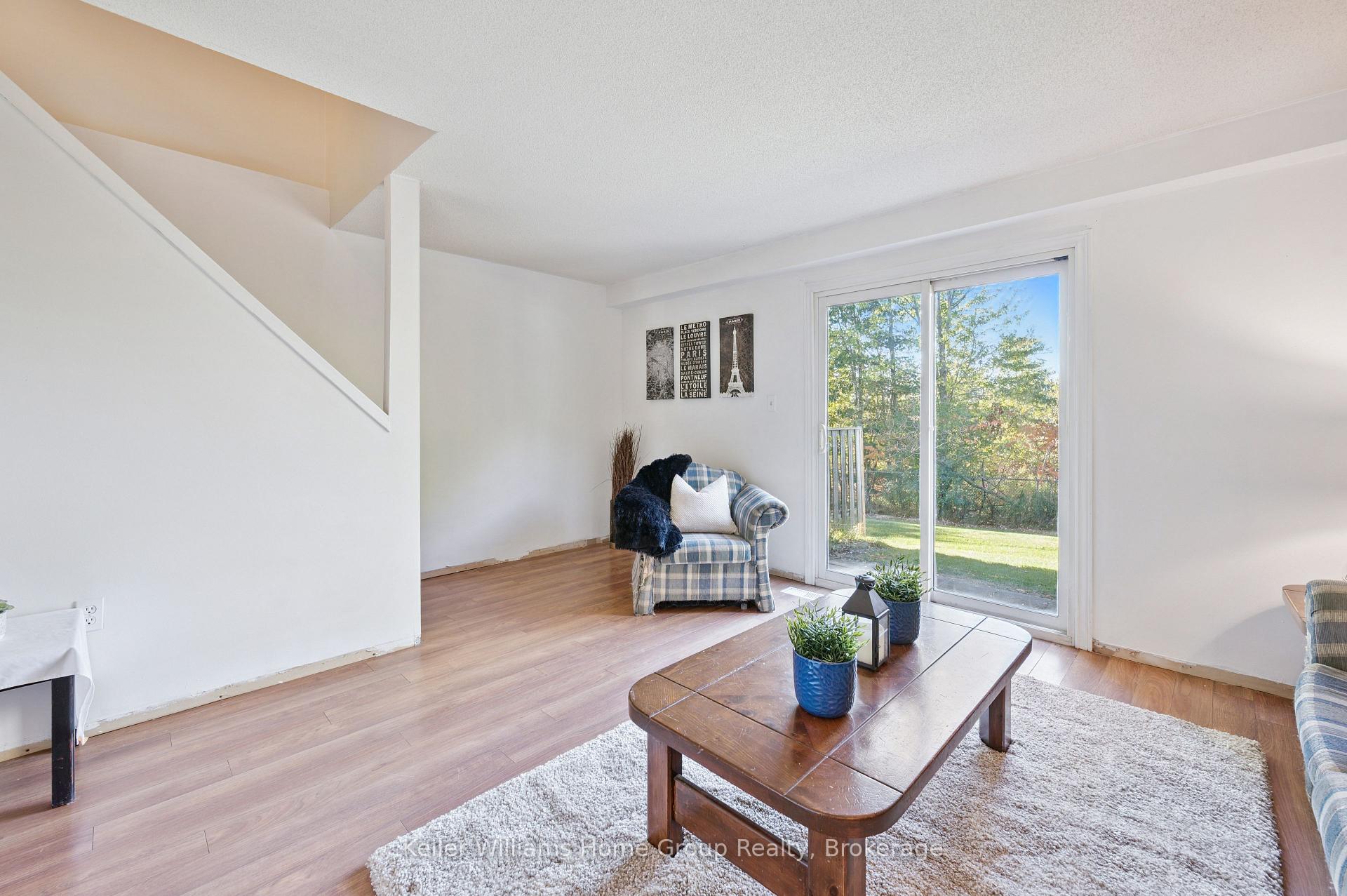 Photo 9 of Unit 39, 40 Imperial Road N, Guelph, Willow West/Sugarbush/West Acres — HOMEH