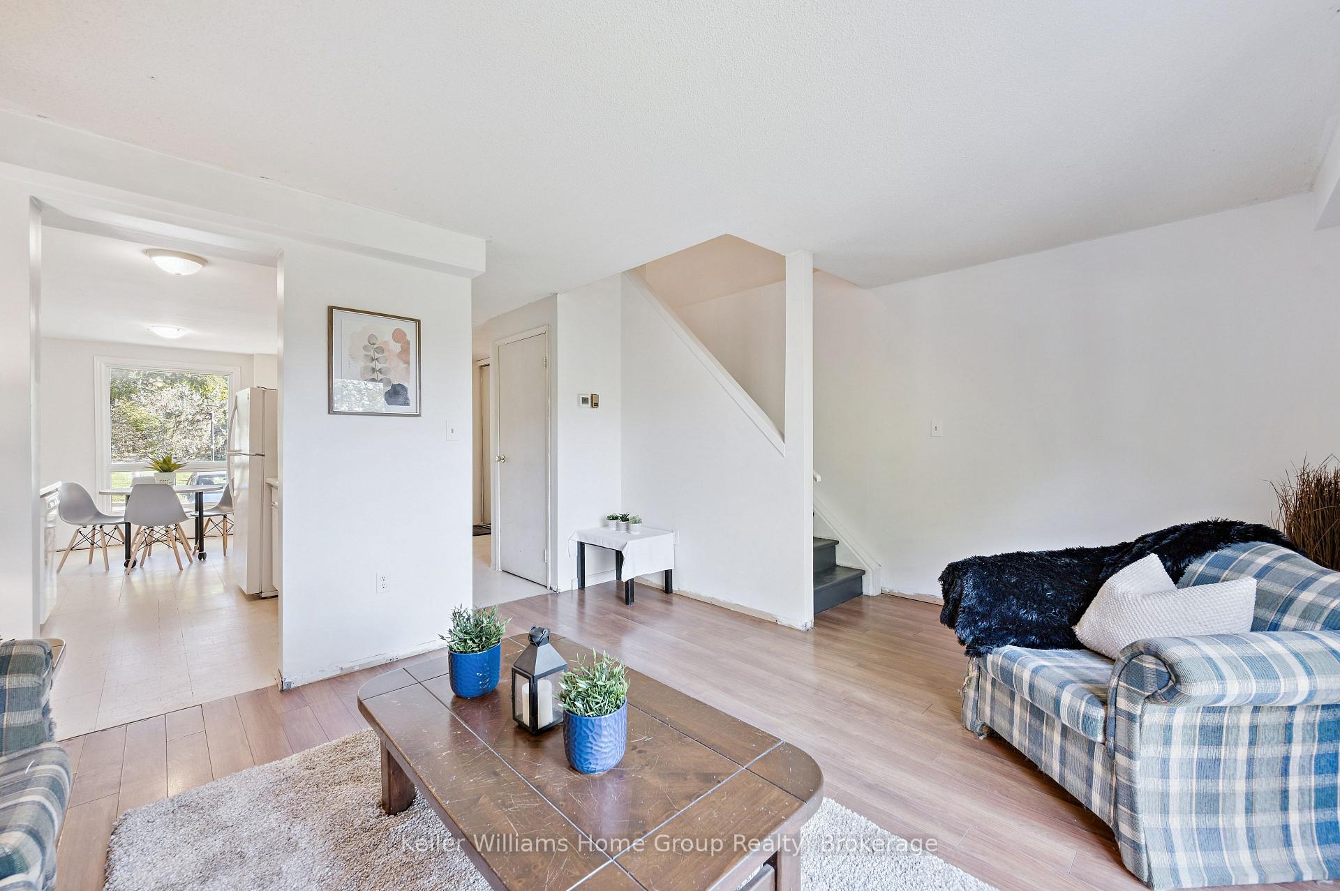 Photo 10 of Unit 39, 40 Imperial Road N, Guelph, Willow West/Sugarbush/West Acres — HOMEH