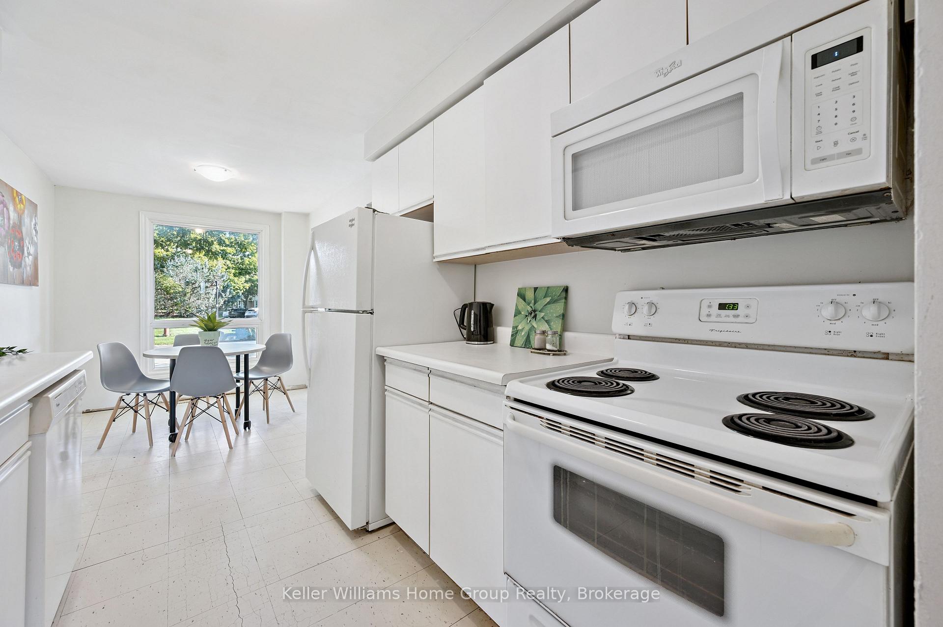 Photo 13 of Unit 39, 40 Imperial Road N, Guelph, Willow West/Sugarbush/West Acres — HOMEH