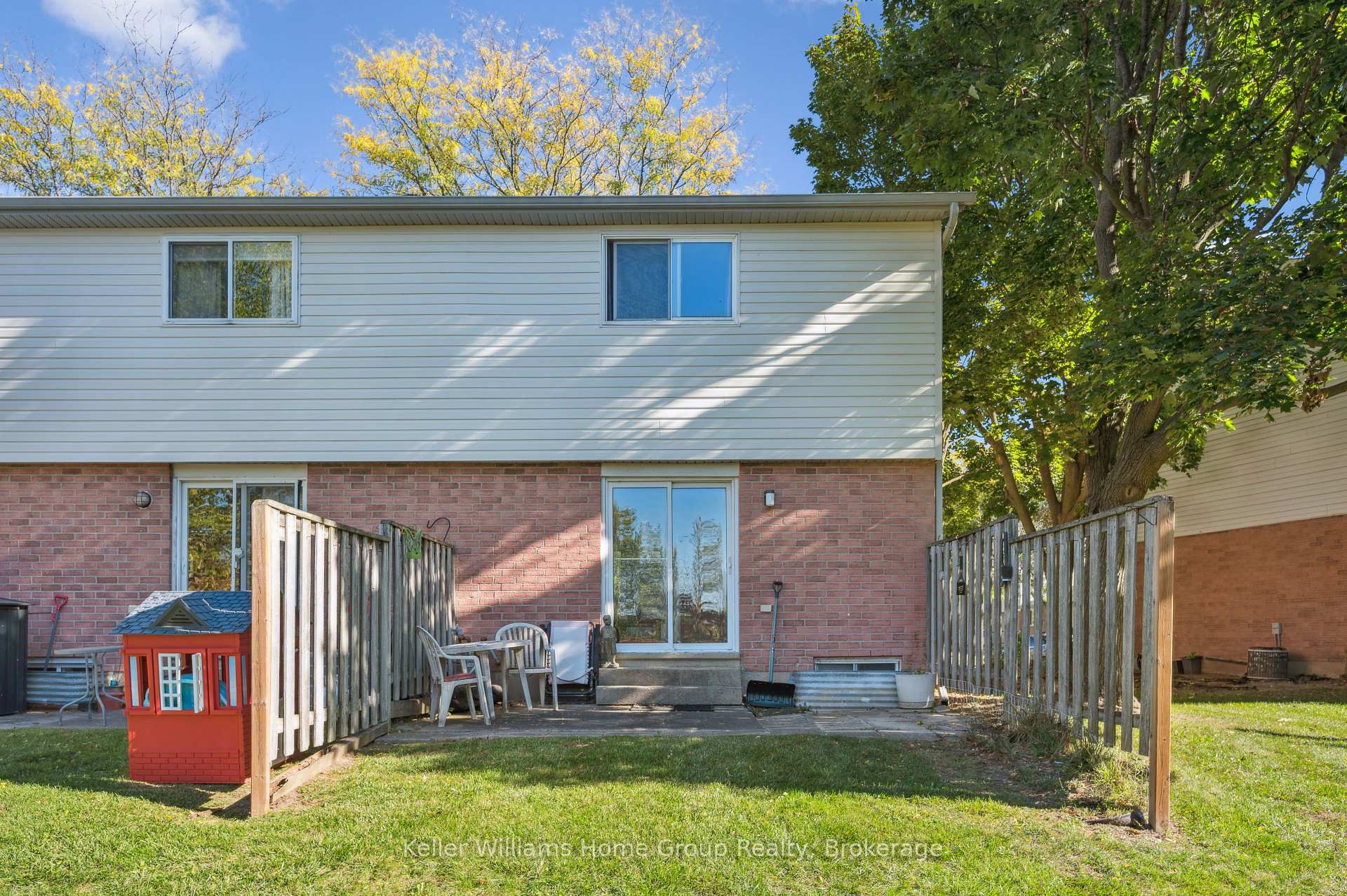 Photo 36 of Unit 39, 40 Imperial Road N, Guelph, Willow West/Sugarbush/West Acres — HOMEH
