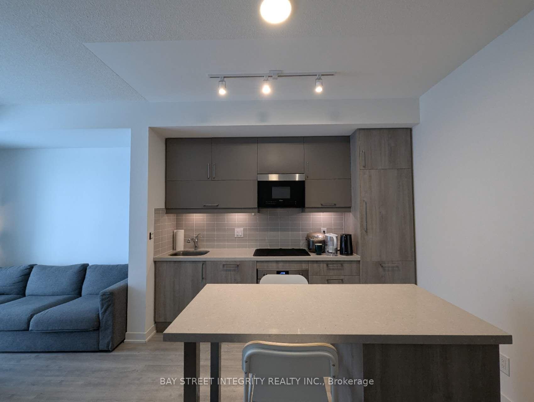 Photo 16 of Unit 822, 8119 Birchmount Road, Markham, Unionville — HOMEH