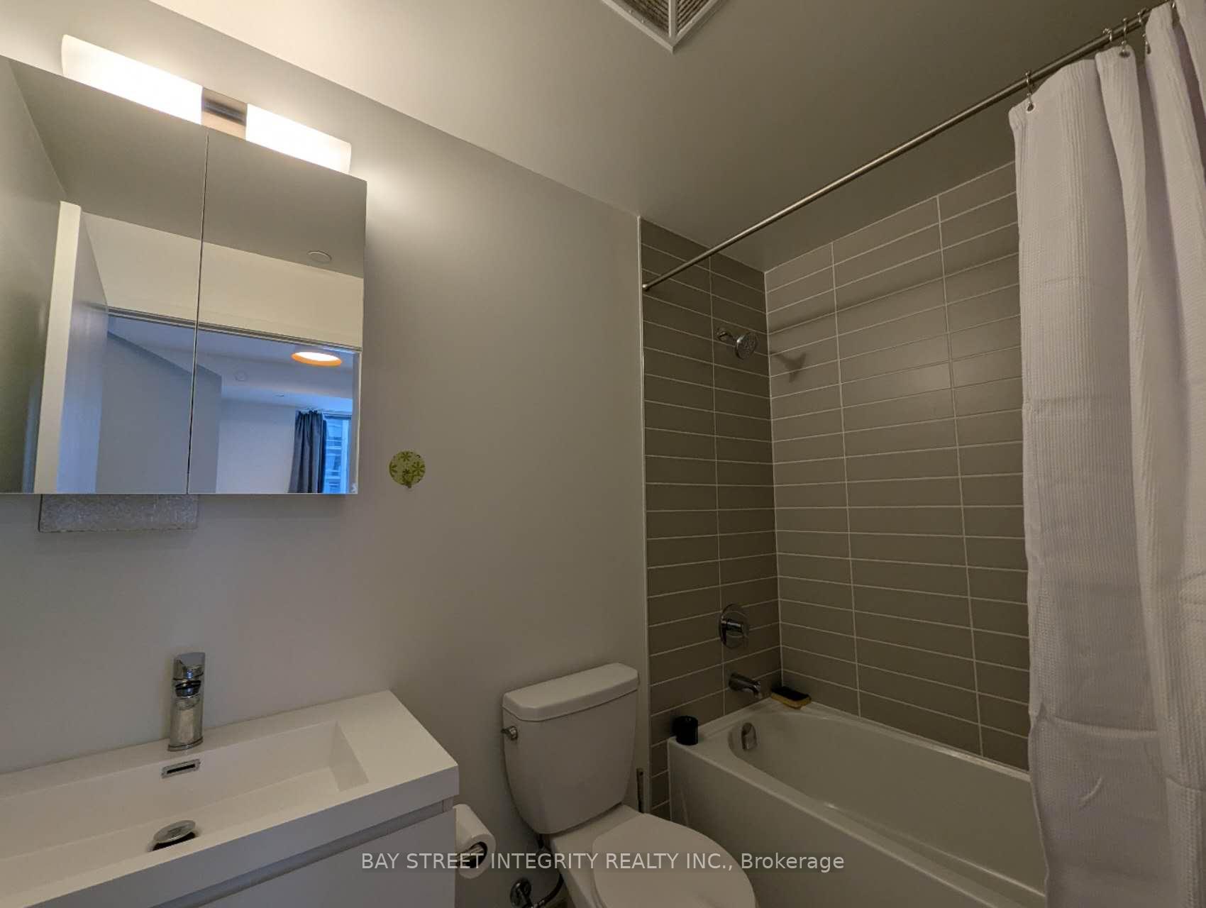 Photo 21 of Unit 822, 8119 Birchmount Road, Markham, Unionville — HOMEH