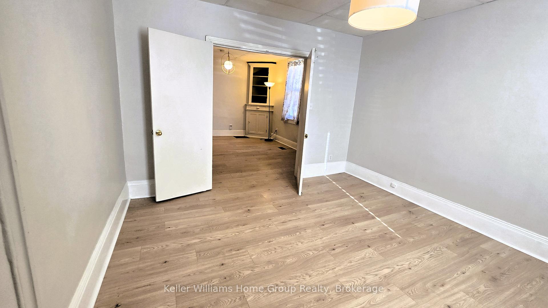 Photo 9 of 114A Surrey Street E, Guelph, Downtown — HOMEH