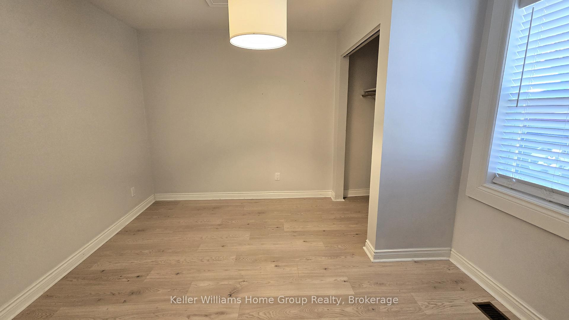 Photo 15 of 114A Surrey Street E, Guelph, Downtown — HOMEH