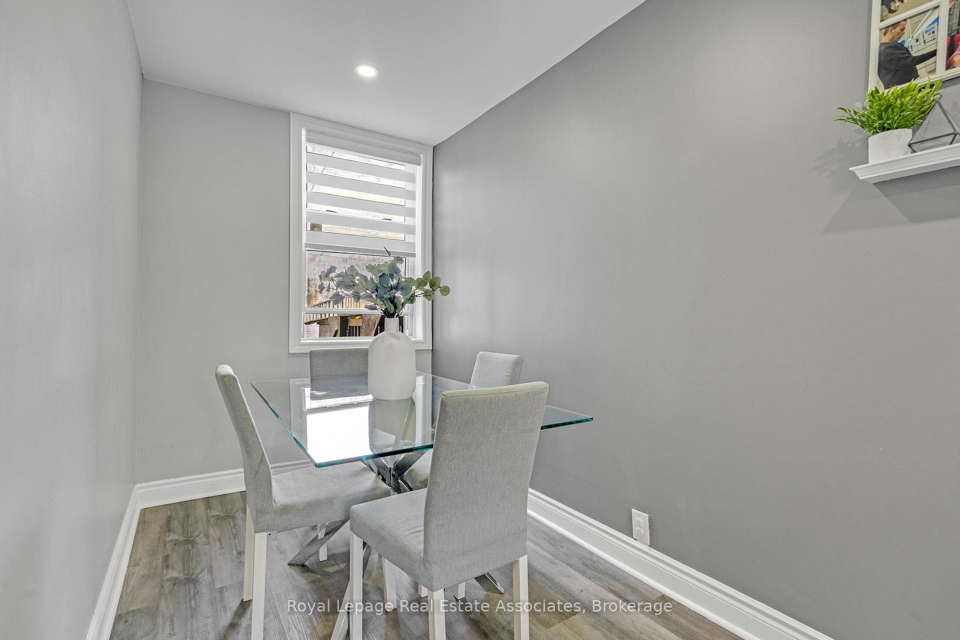 Photo 8 of 12 Lincoln Street, Hamilton, Crown Point — HOMEH