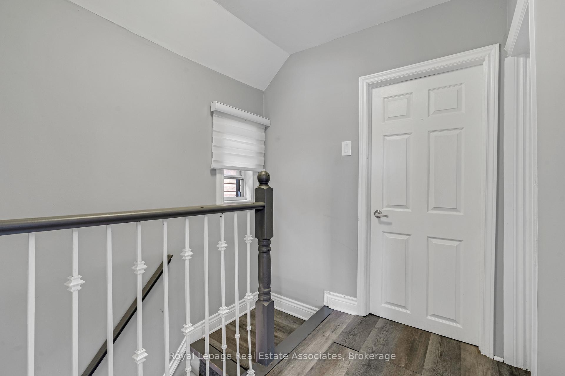 Photo 14 of 12 Lincoln Street, Hamilton, Crown Point — HOMEH