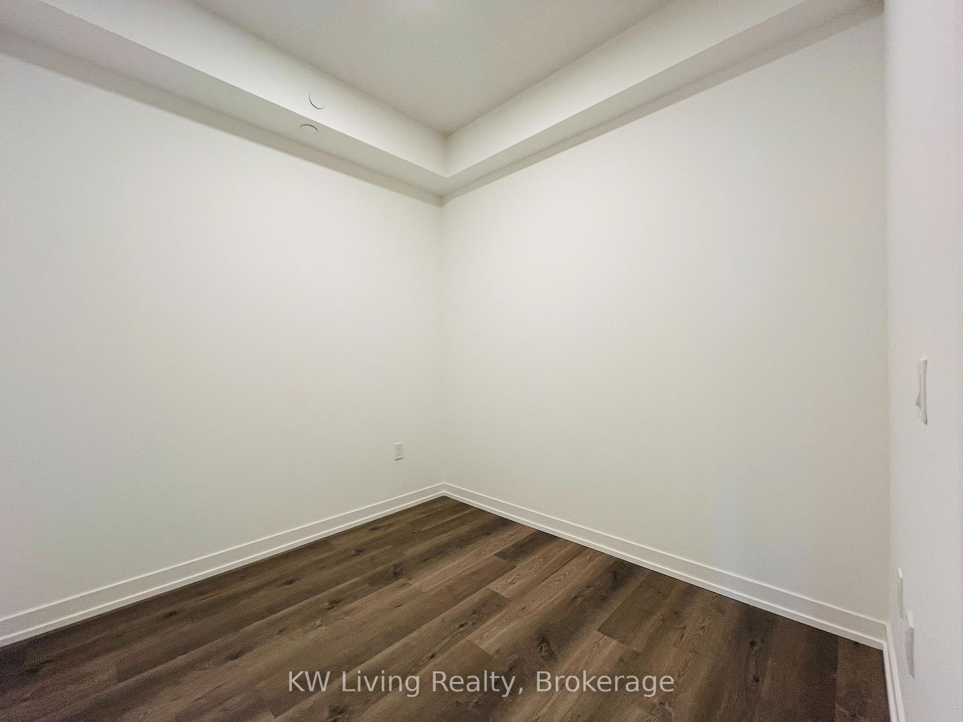 Photo 6 of Unit 1111, 8 Interchange Way, Vaughan, Vaughan Corporate Centre — HOMEH