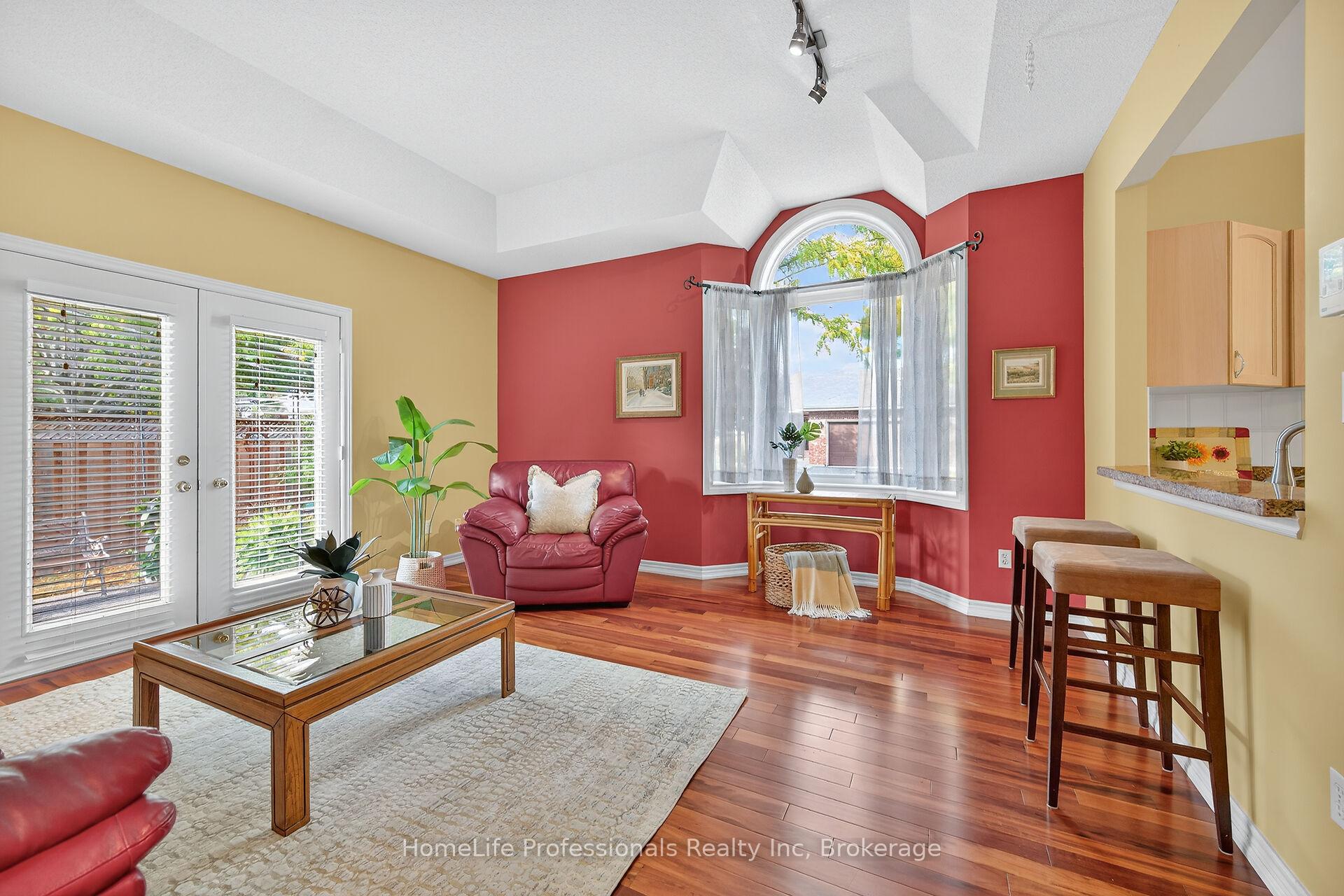 Photo 13 of Unit 28, 52 Twentyplace Boulevard, Hamilton, Twenty Place — HOMEH