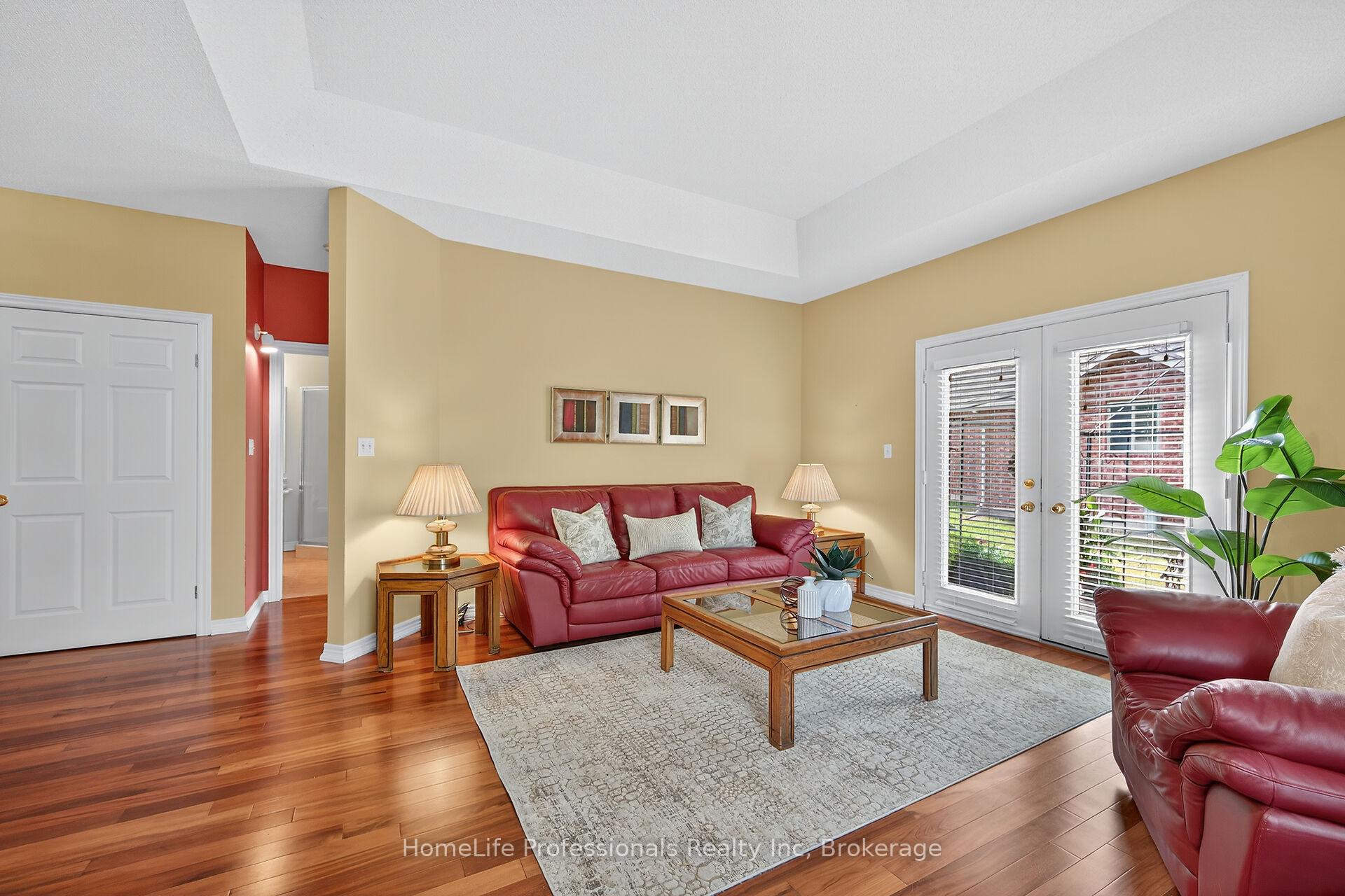 Photo 14 of Unit 28, 52 Twentyplace Boulevard, Hamilton, Twenty Place — HOMEH