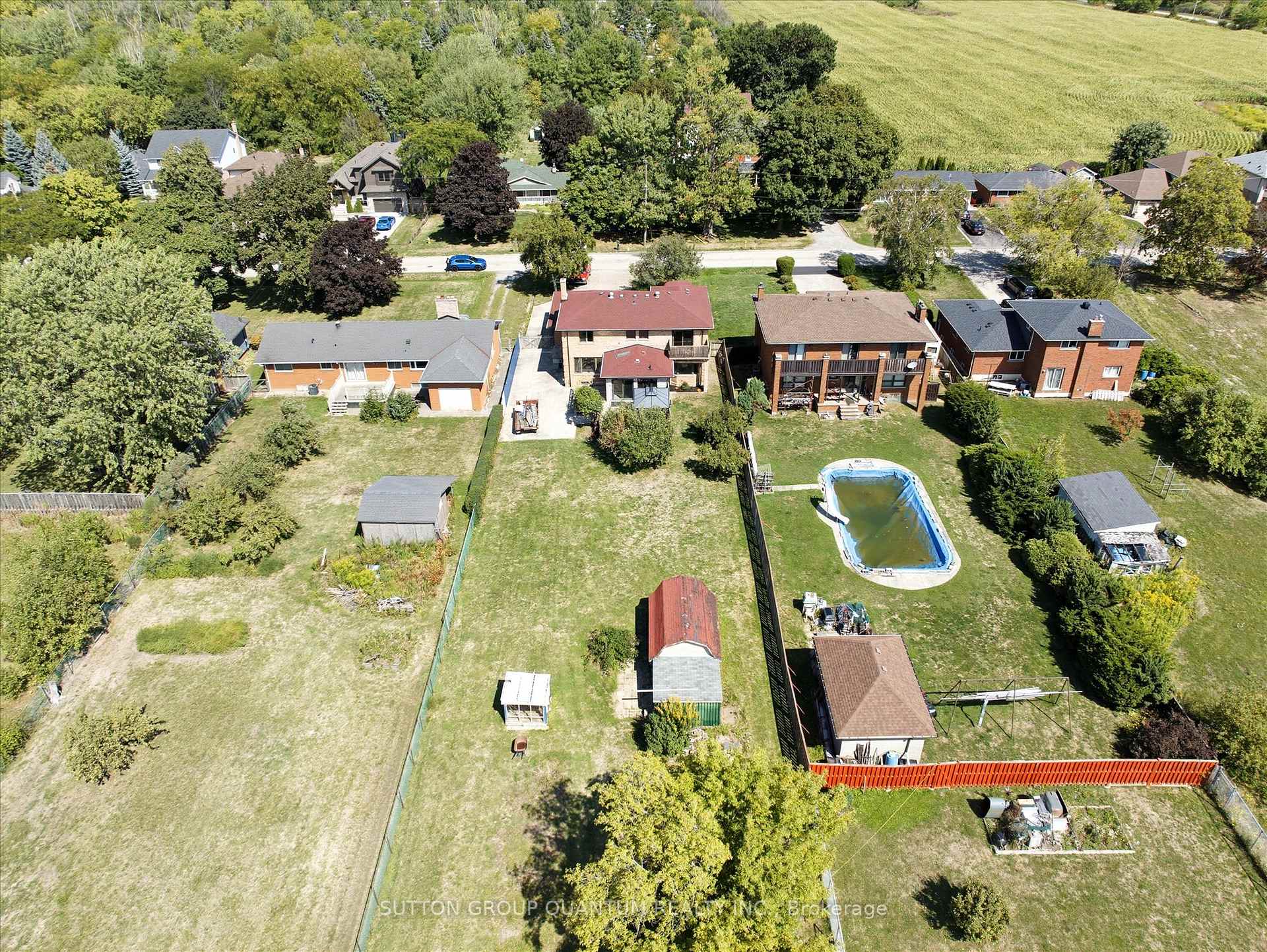 Photo 1 of 729 Winston Road, Grimsby, Grimsby Beach — HOMEH