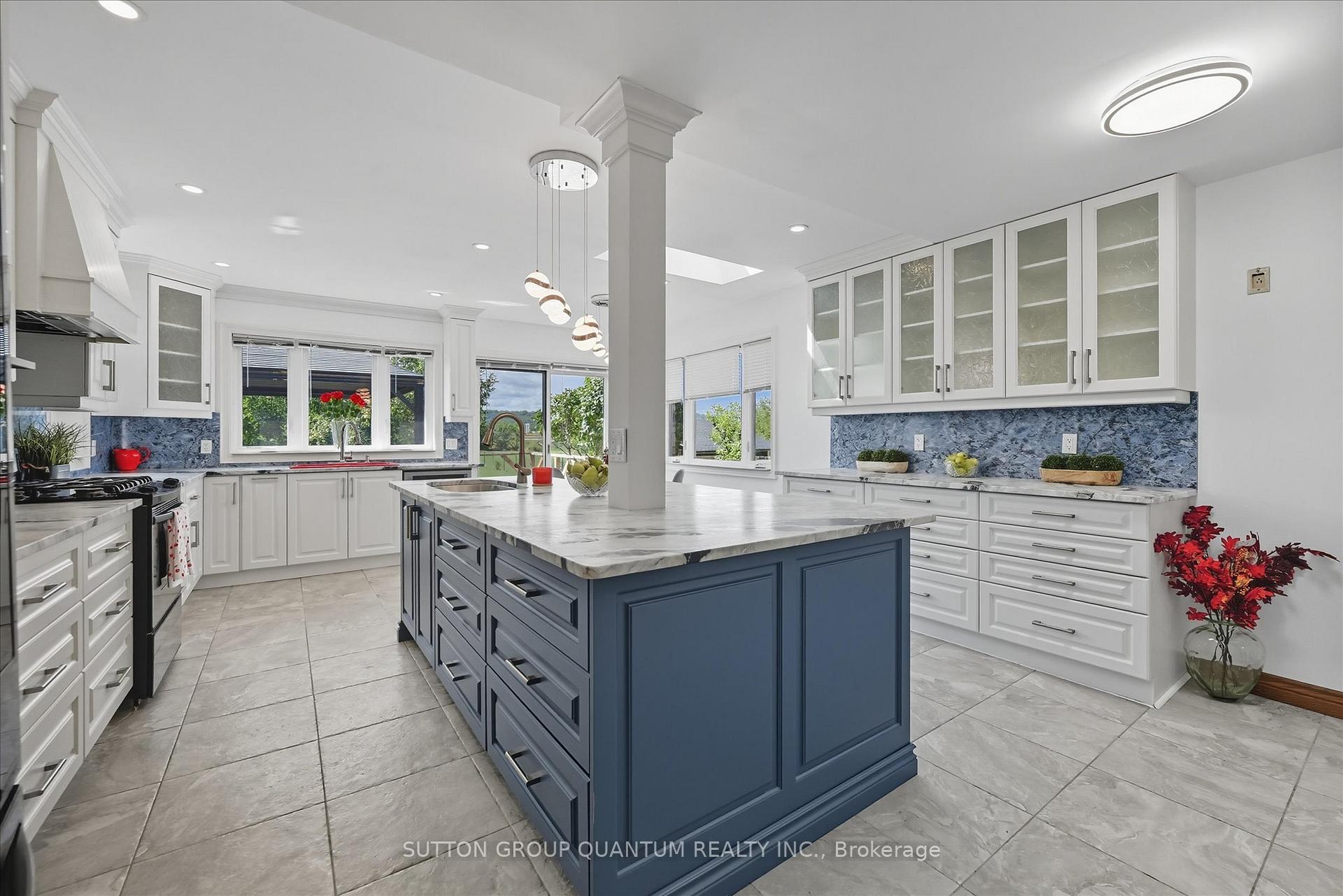 Photo 17 of 729 Winston Road, Grimsby, Grimsby Beach — HOMEH