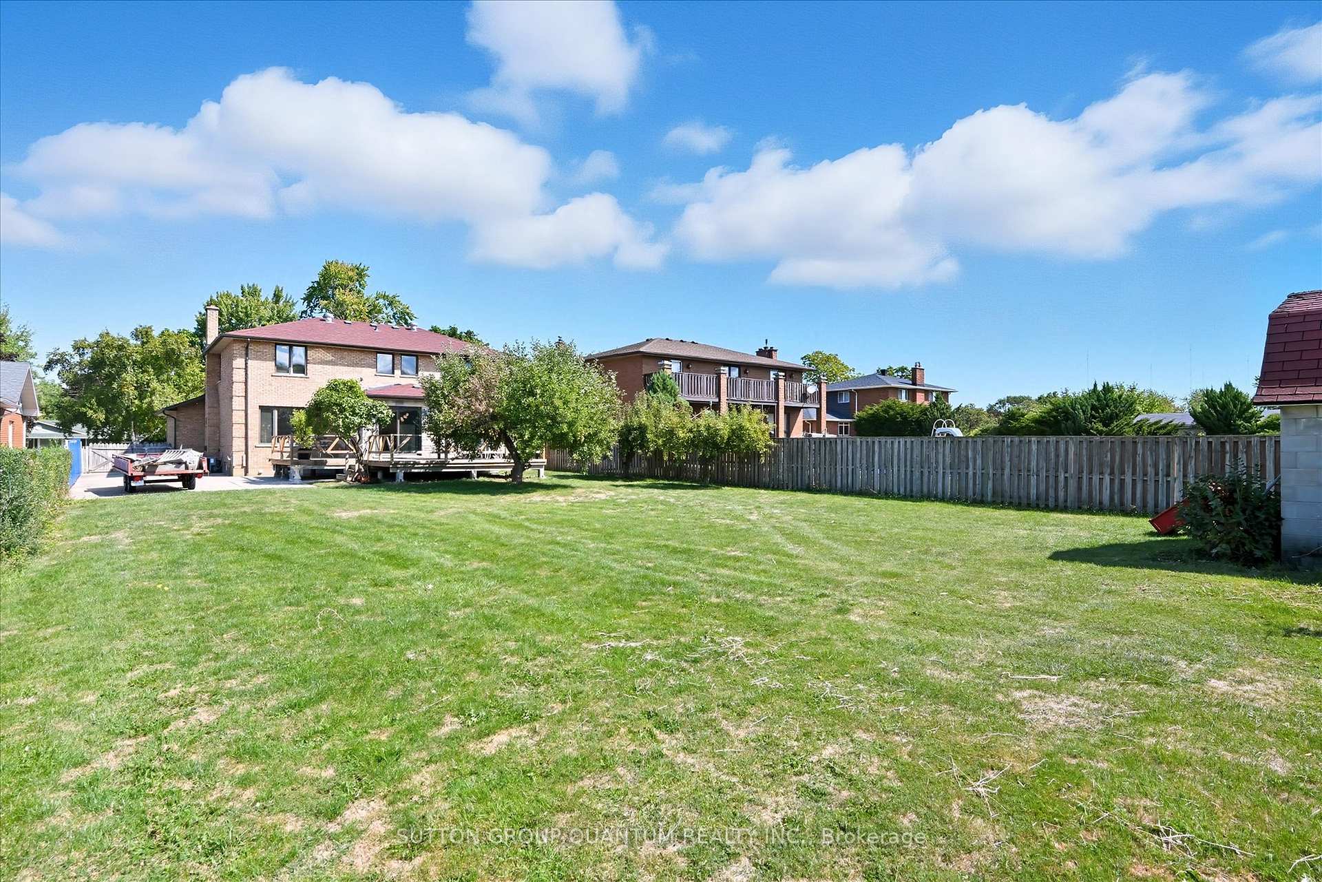 Photo 47 of 729 Winston Road, Grimsby, Grimsby Beach — HOMEH