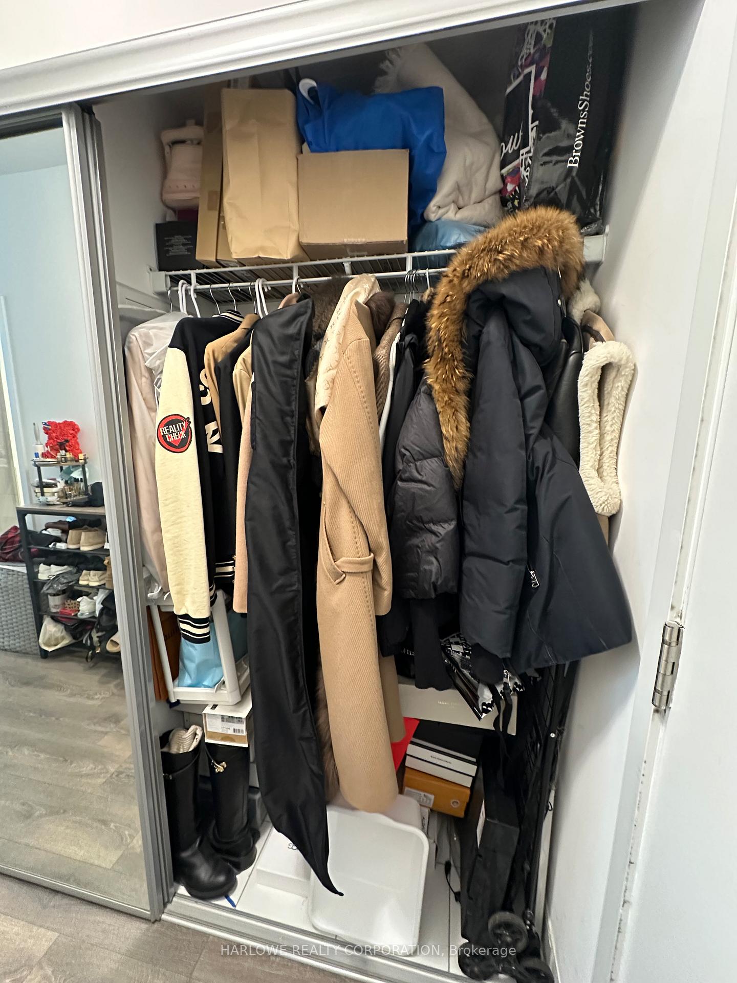 Photo 12 of Unit Ph05, 99 Broadway Avenue, Toronto, Mount Pleasant West — HOMEH