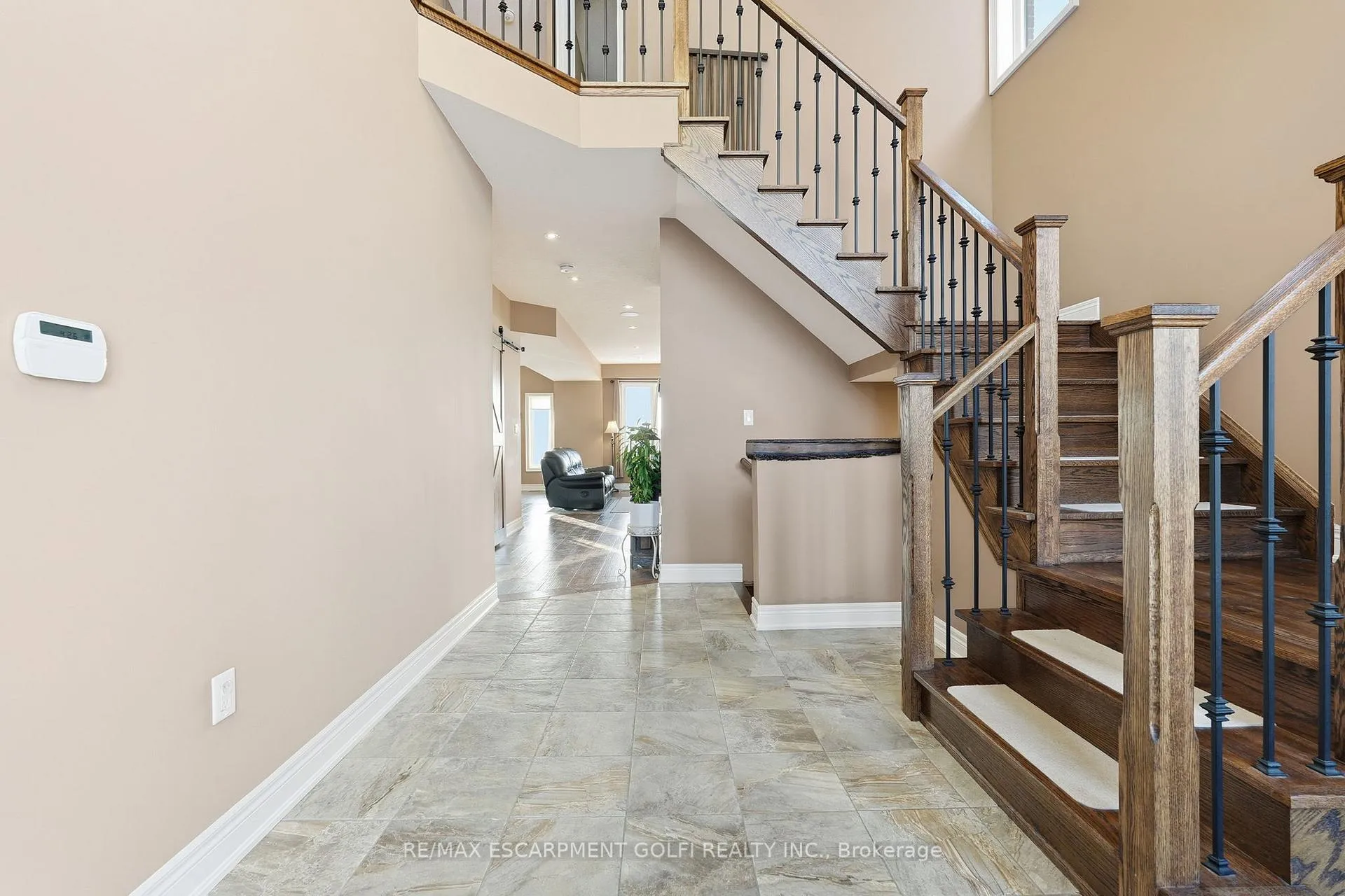 Photo 6 of 83 Homestead Way, Thorold, Rolling Meadows — HOMEH