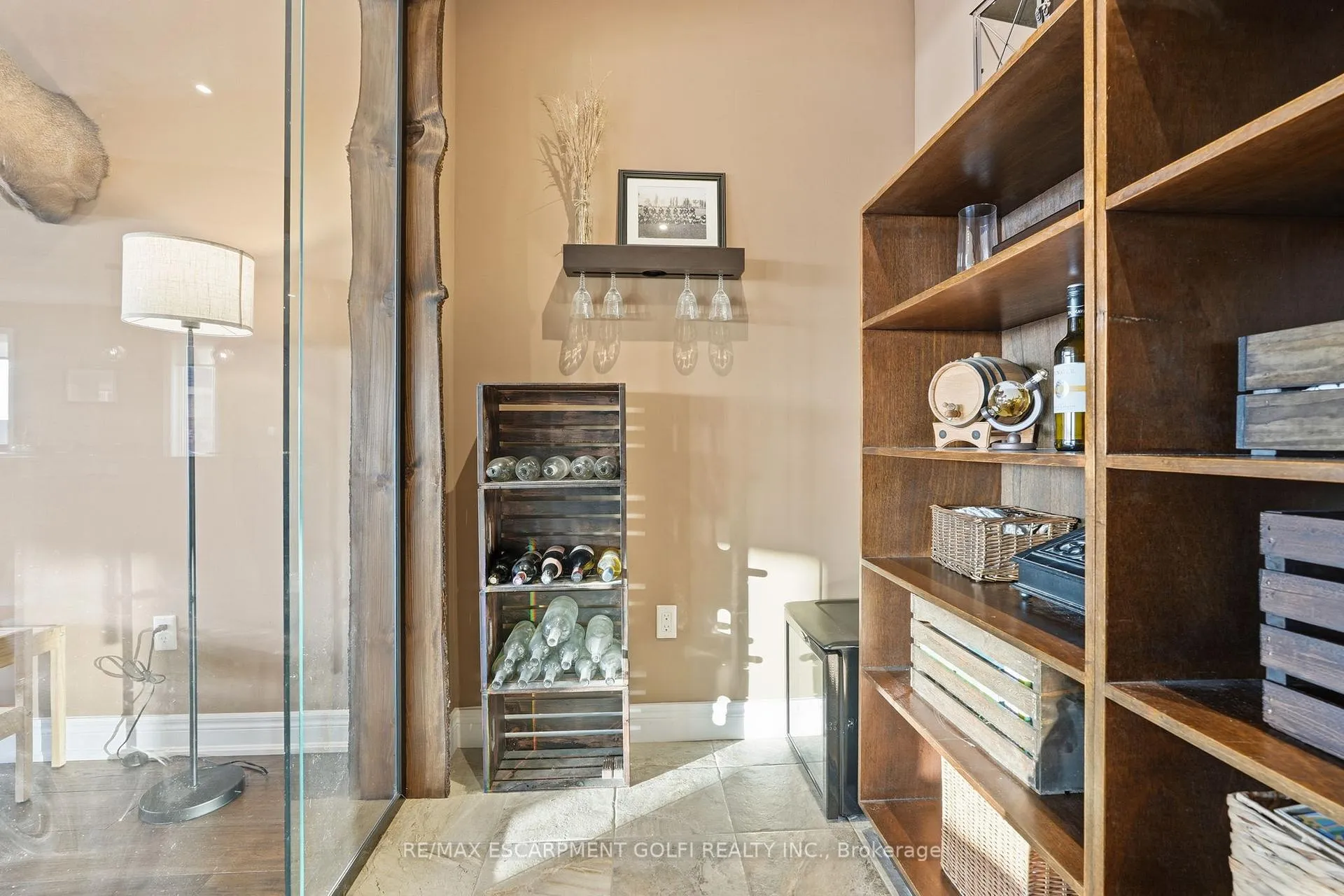 Photo 11 of 83 Homestead Way, Thorold, Rolling Meadows — HOMEH