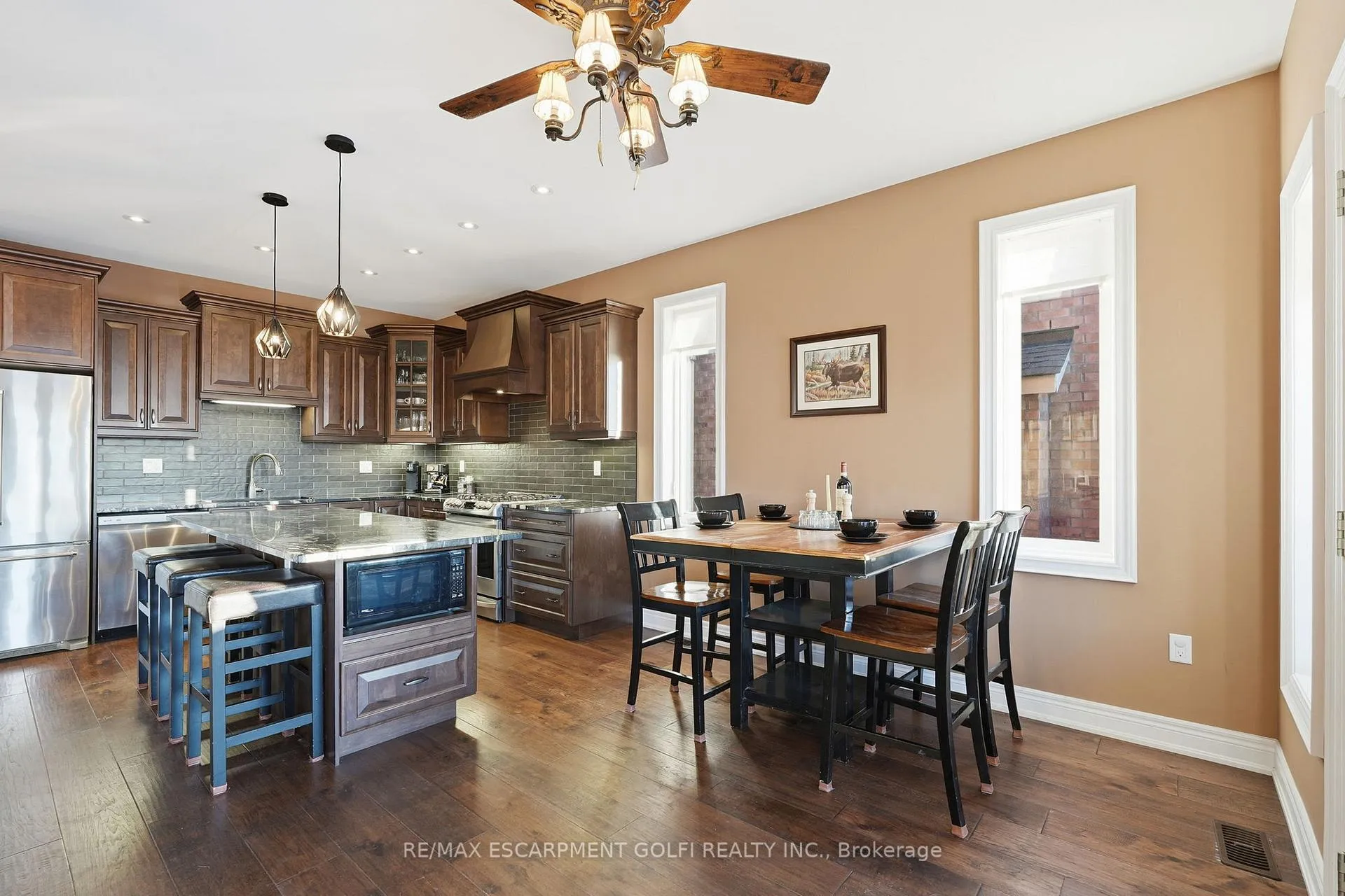 Photo 13 of 83 Homestead Way, Thorold, Rolling Meadows — HOMEH