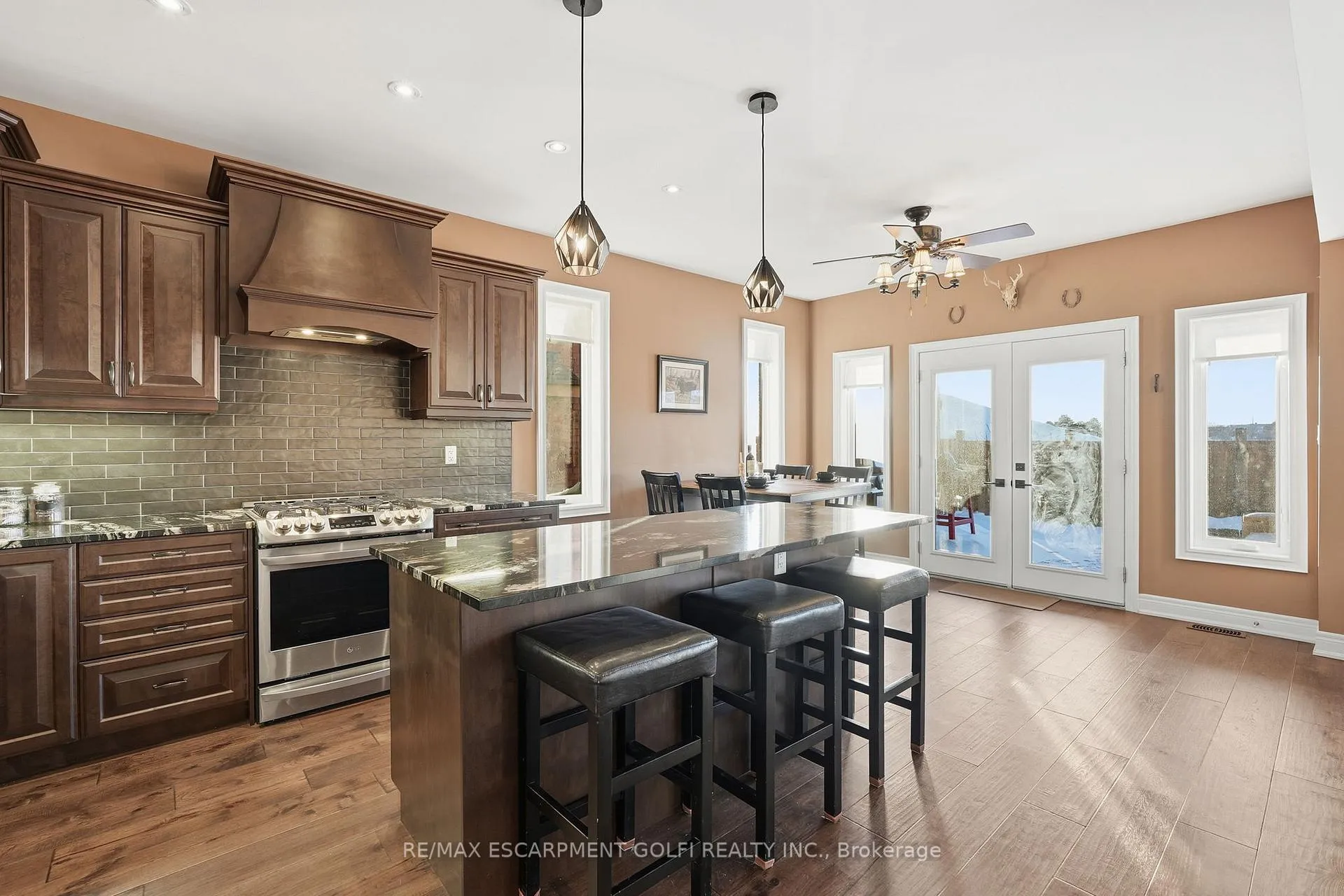 Photo 14 of 83 Homestead Way, Thorold, Rolling Meadows — HOMEH