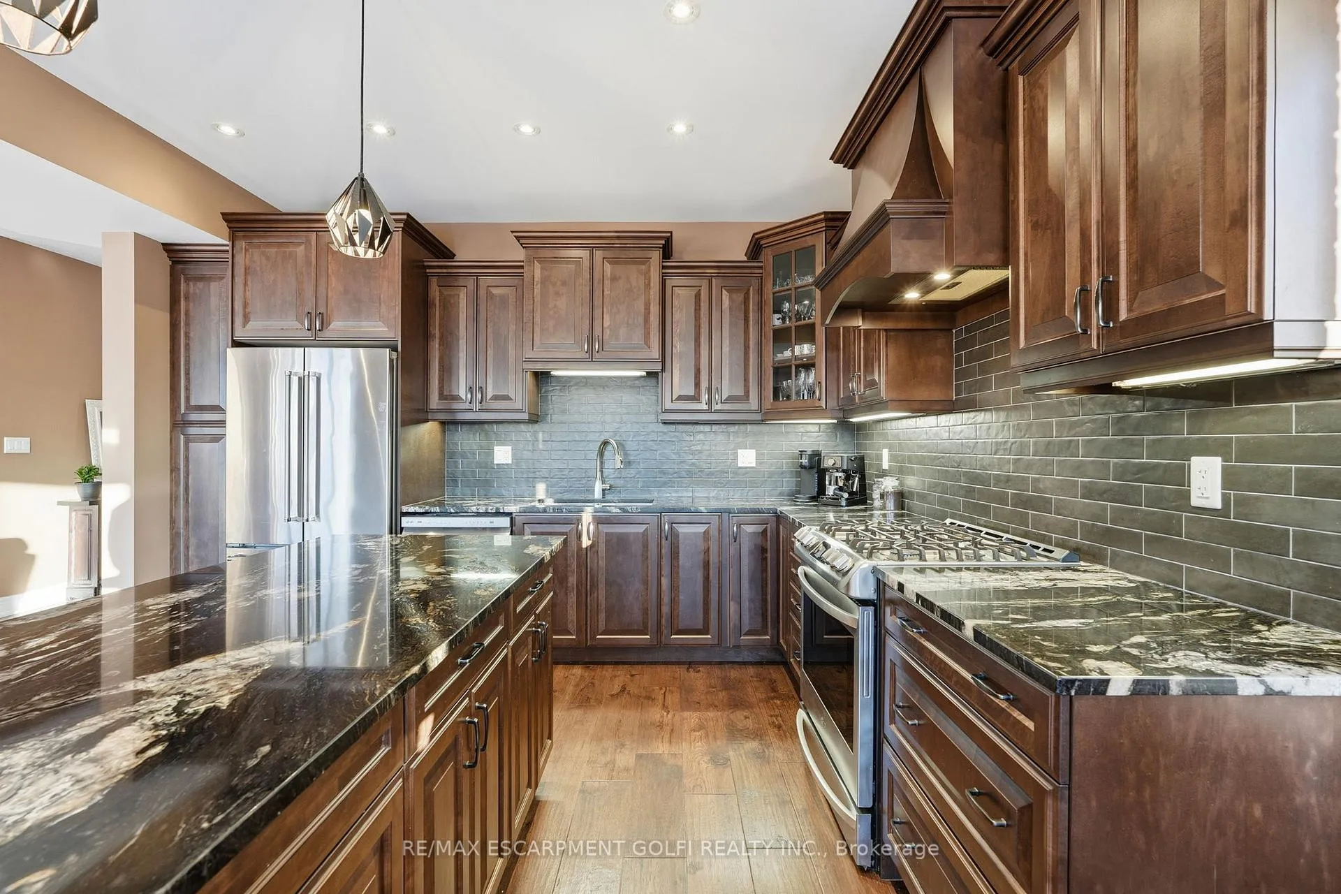 Photo 15 of 83 Homestead Way, Thorold, Rolling Meadows — HOMEH