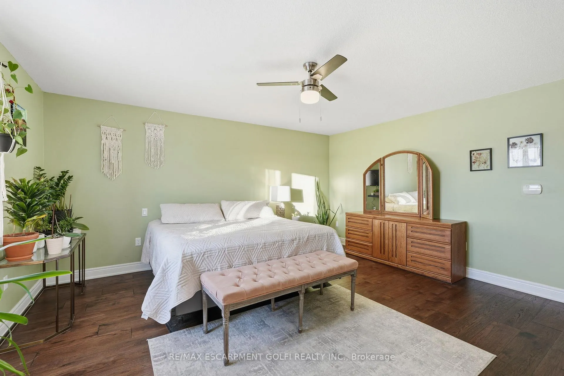 Photo 20 of 83 Homestead Way, Thorold, Rolling Meadows — HOMEH
