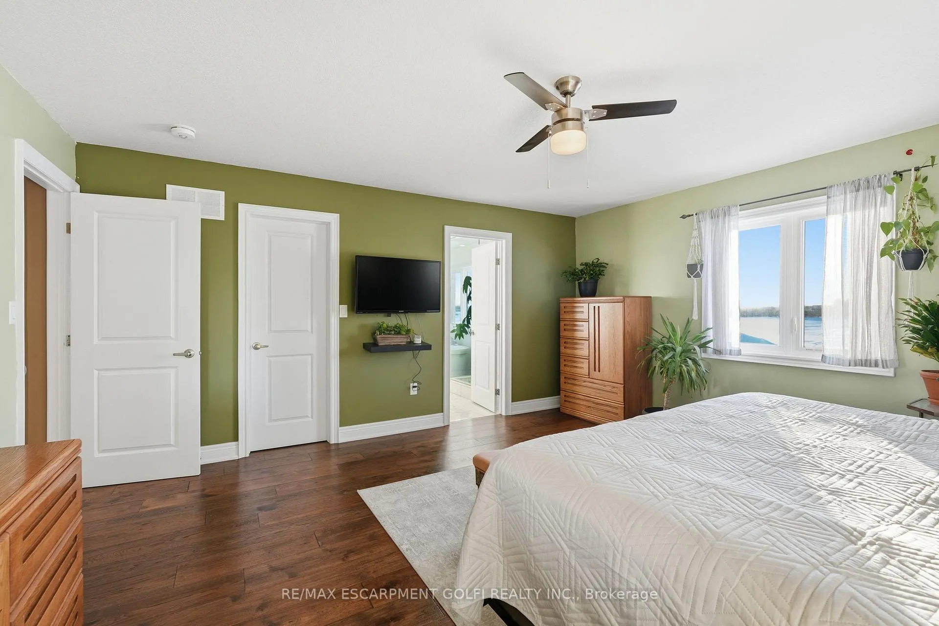 Photo 21 of 83 Homestead Way, Thorold, Rolling Meadows — HOMEH