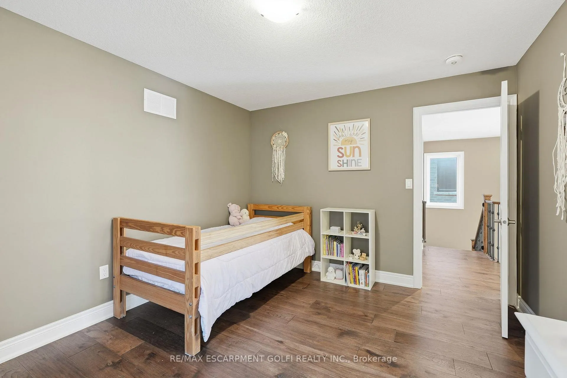 Photo 28 of 83 Homestead Way, Thorold, Rolling Meadows — HOMEH
