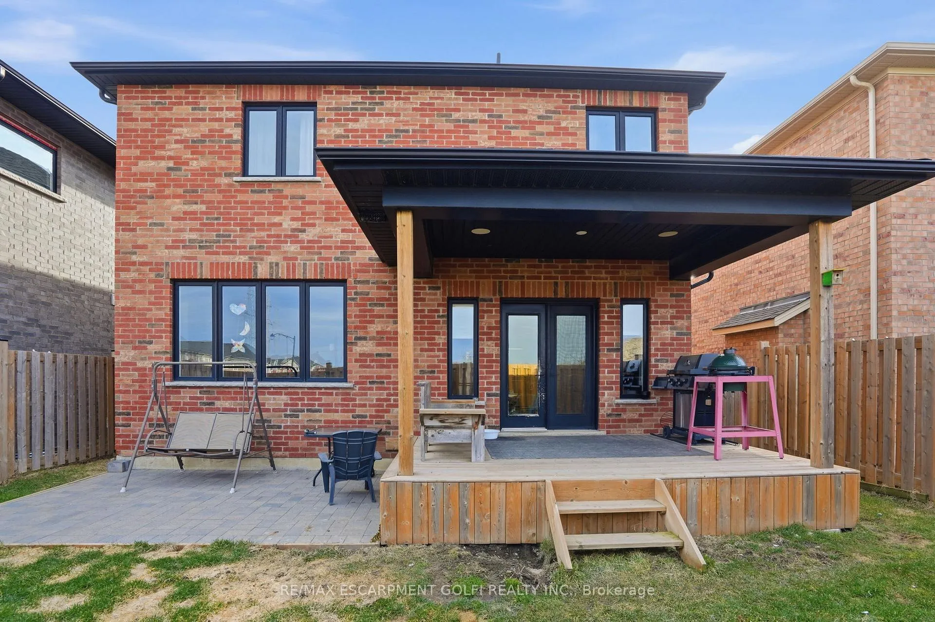 Photo 35 of 83 Homestead Way, Thorold, Rolling Meadows — HOMEH