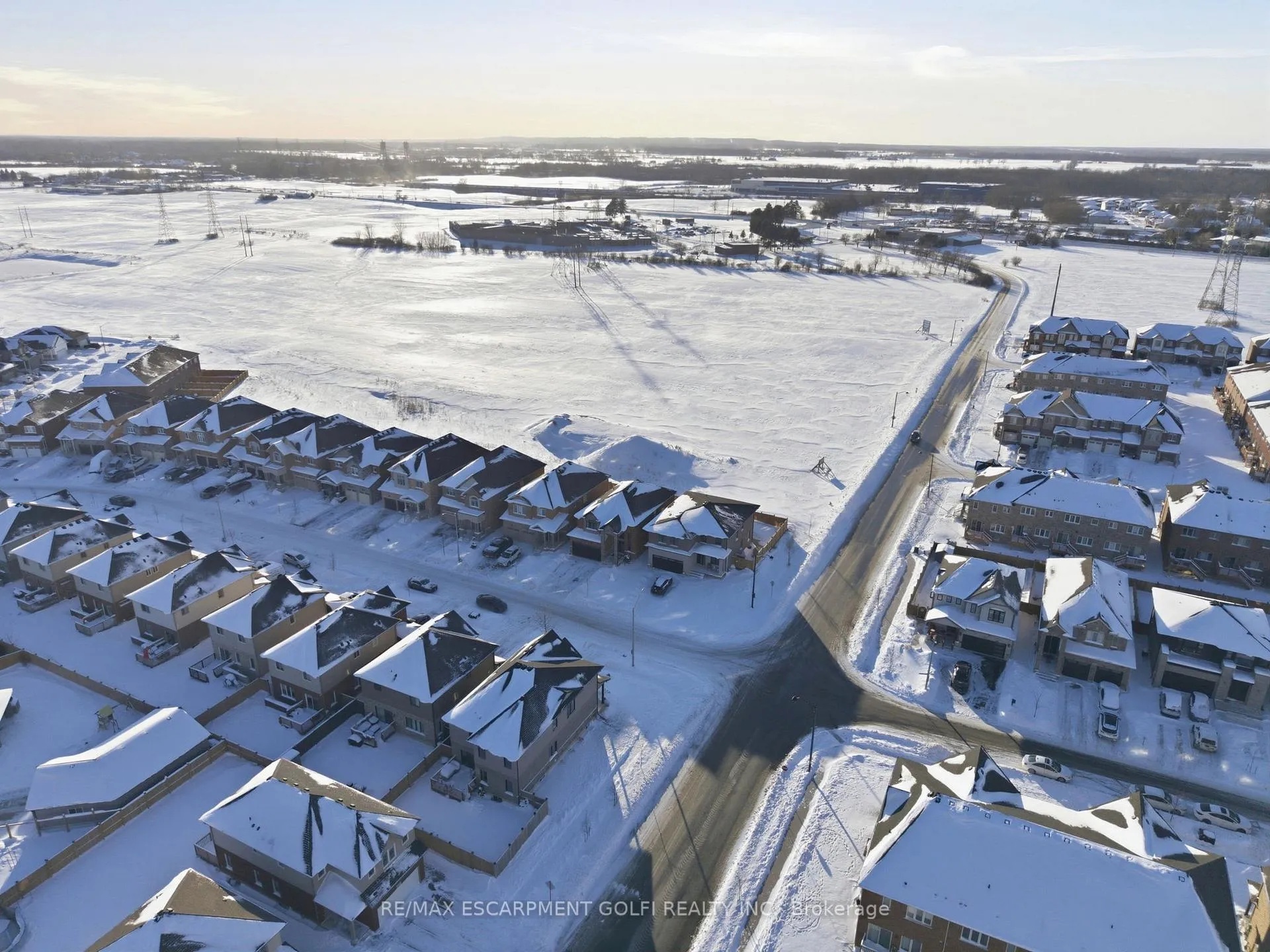 Photo 40 of 83 Homestead Way, Thorold, Rolling Meadows — HOMEH