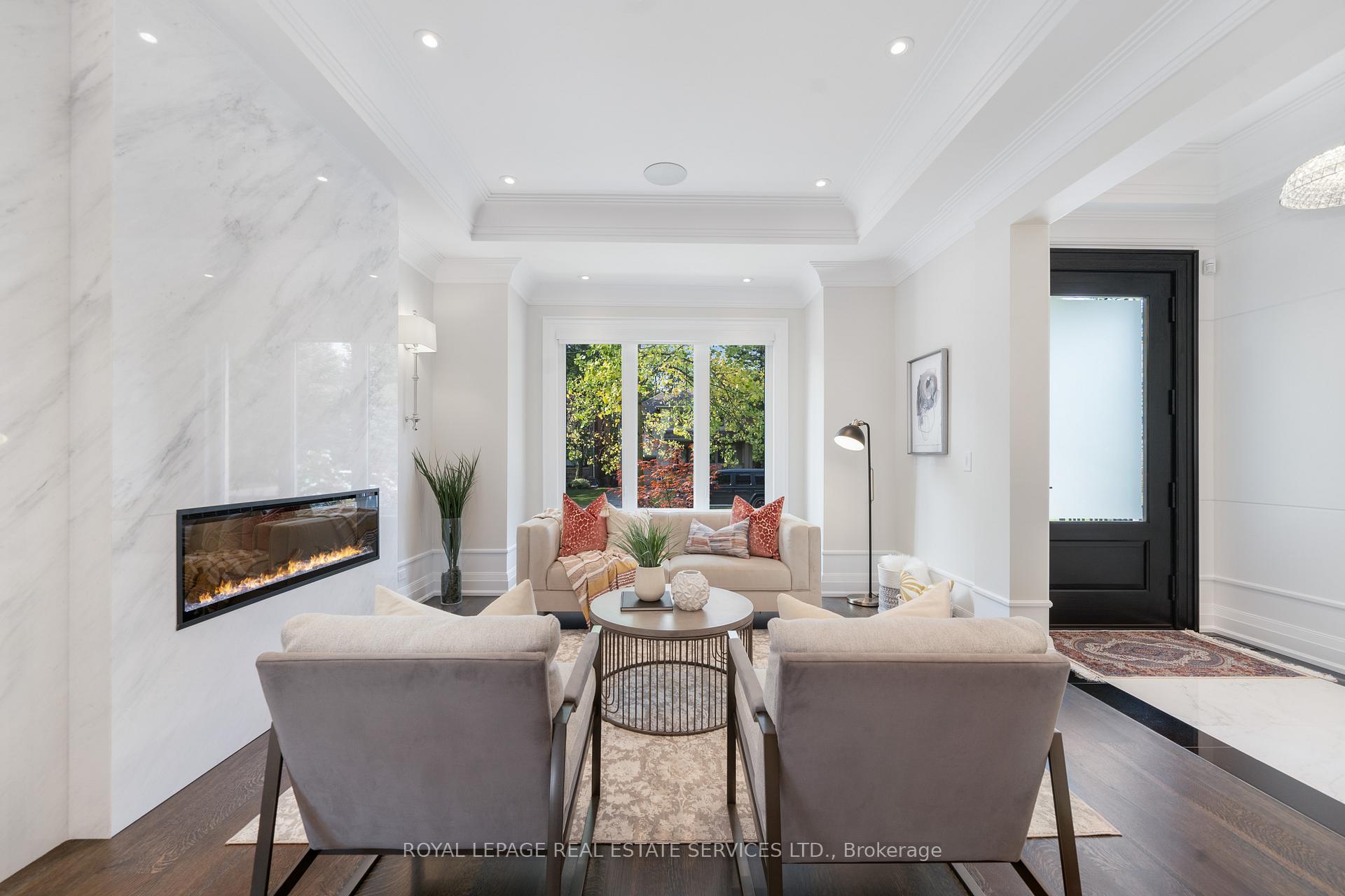 Photo 4 of 83 Kimbark Boulevard, Toronto, Bedford Park-Nortown — HOMEH