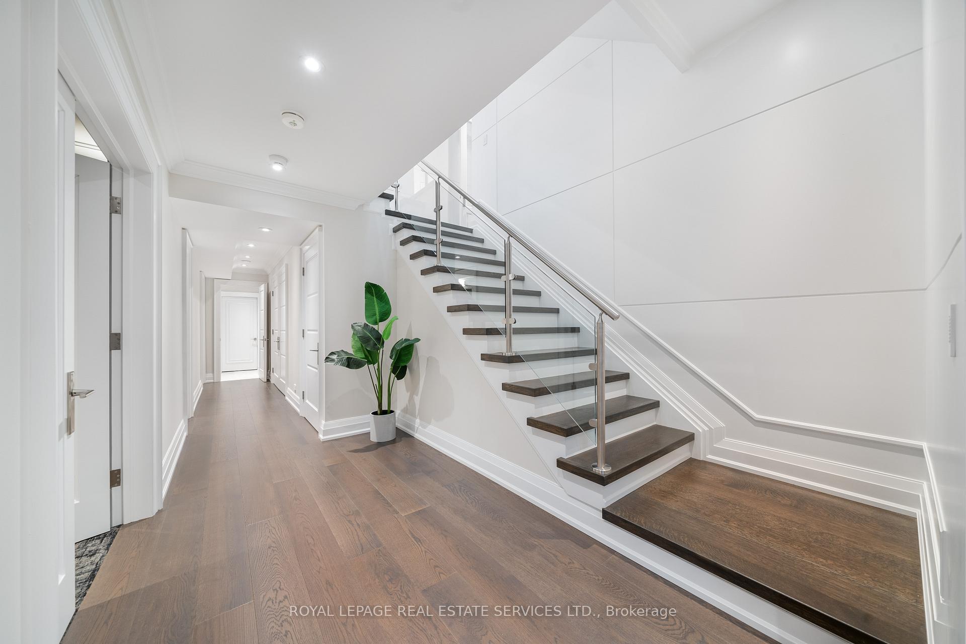 Photo 30 of 83 Kimbark Boulevard, Toronto, Bedford Park-Nortown — HOMEH