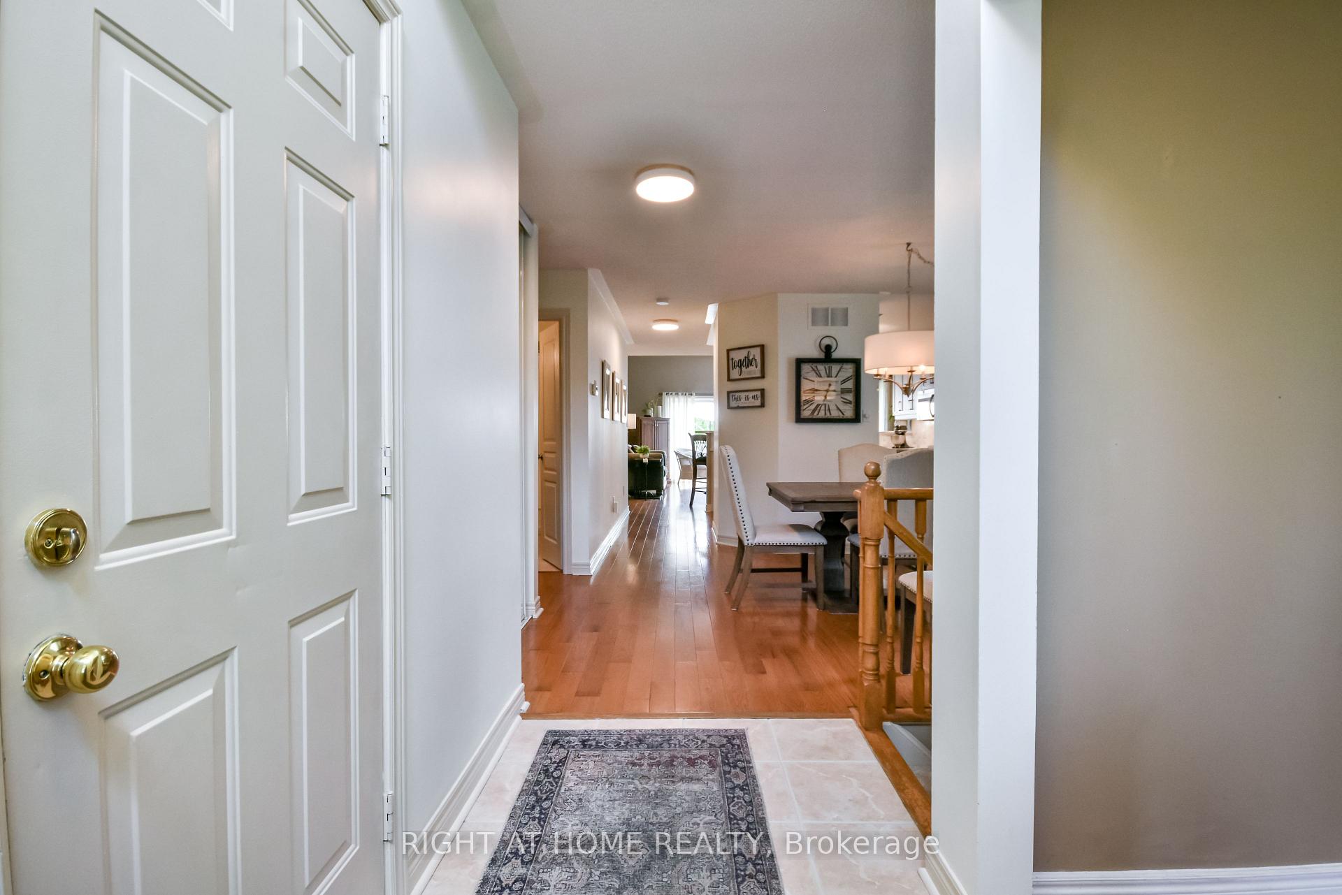 Photo 7 of 13 Couples Court, Barrie, East Bayfield — HOMEH