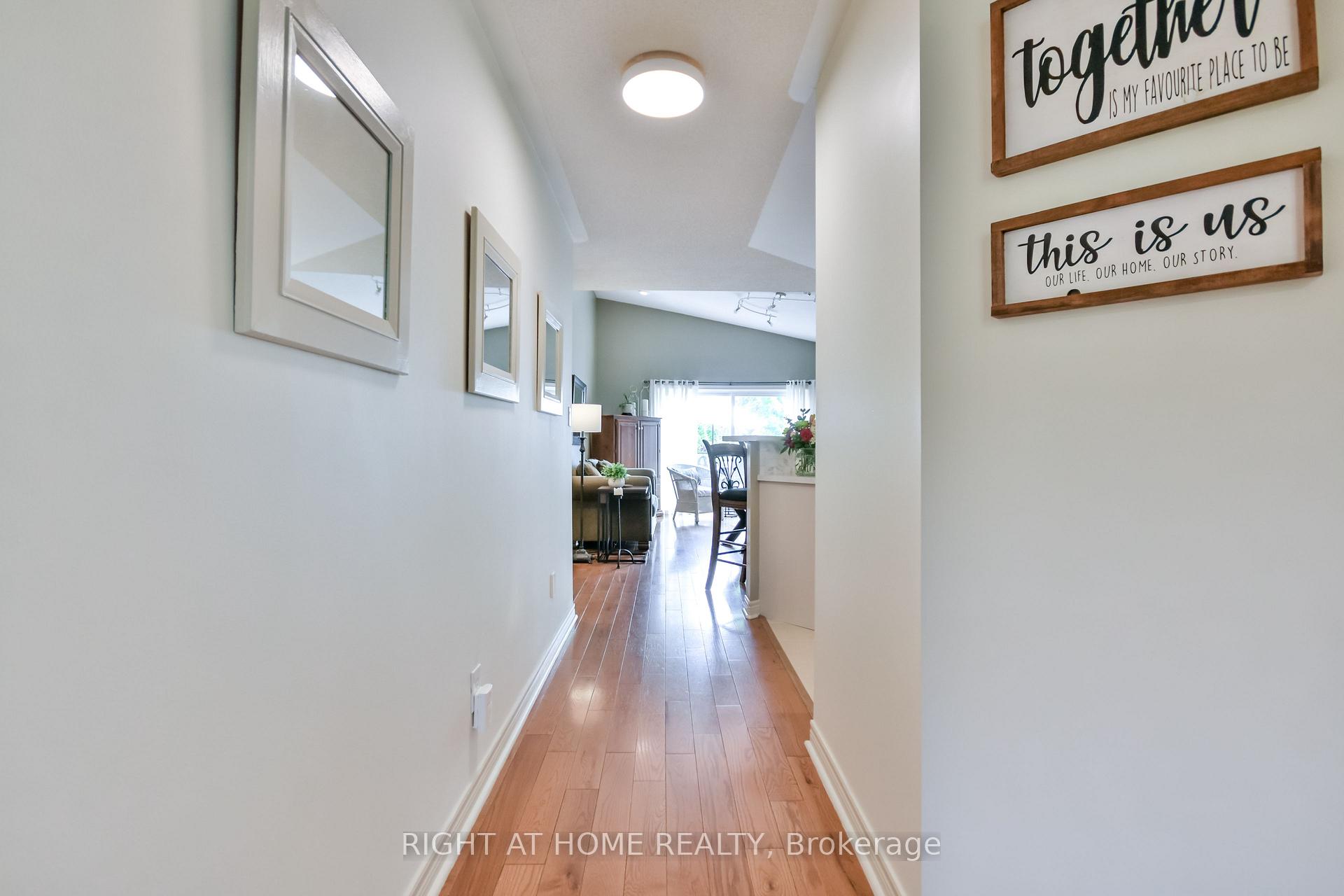 Photo 10 of 13 Couples Court, Barrie, East Bayfield — HOMEH