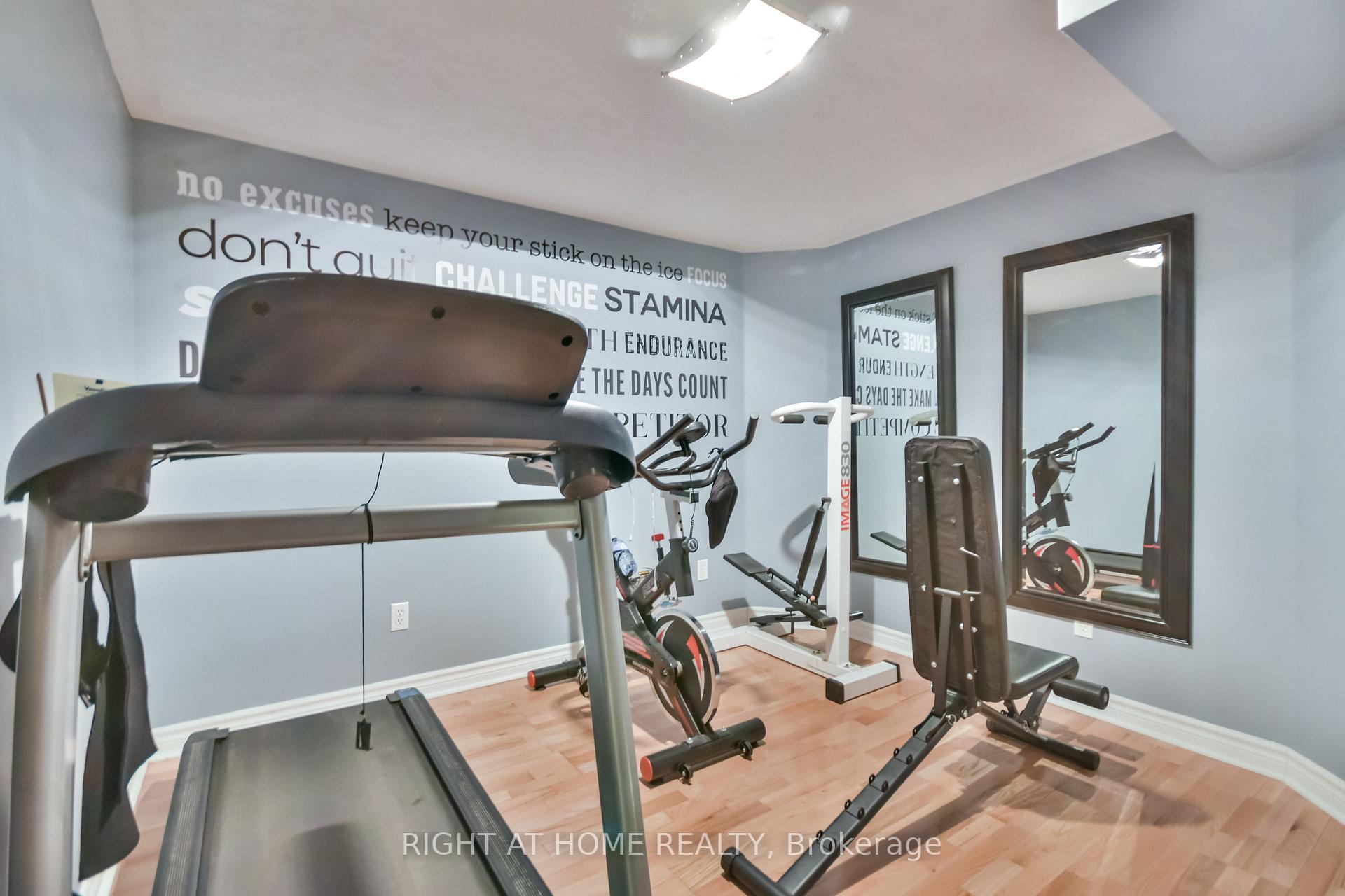 Photo 33 of 13 Couples Court, Barrie, East Bayfield — HOMEH