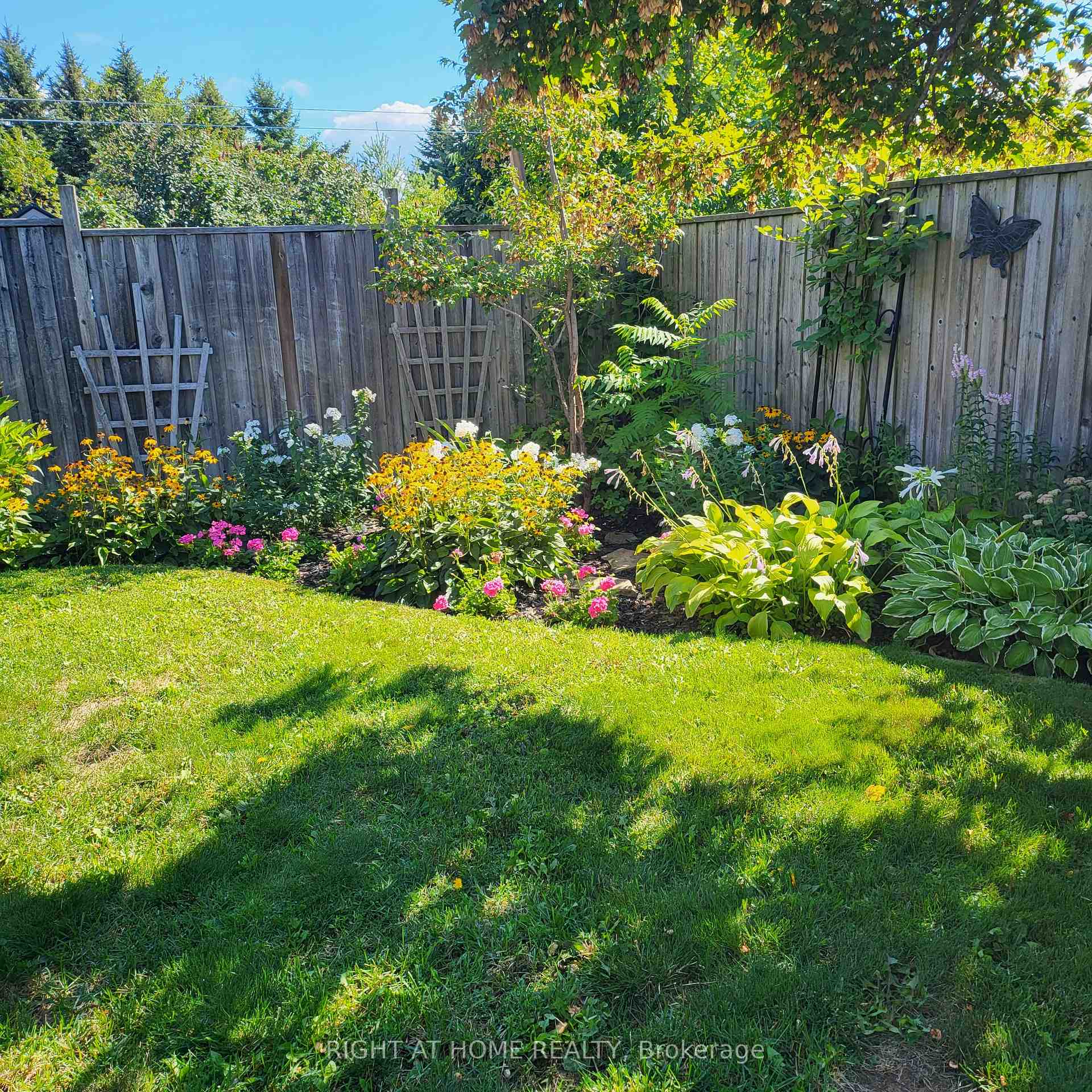 Photo 47 of 13 Couples Court, Barrie, East Bayfield — HOMEH