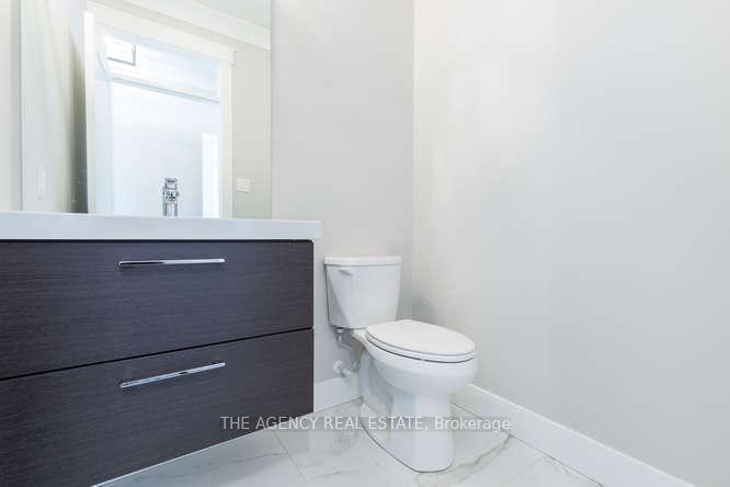 Photo 7 of 3126 Regiment Road W, London, South V — HOMEH
