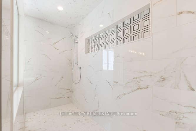 Photo 13 of 3126 Regiment Road W, London, South V — HOMEH