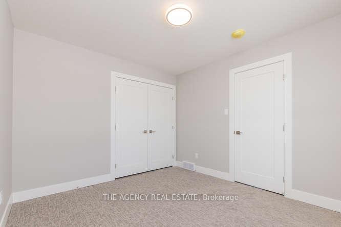 Photo 14 of 3126 Regiment Road W, London, South V — HOMEH