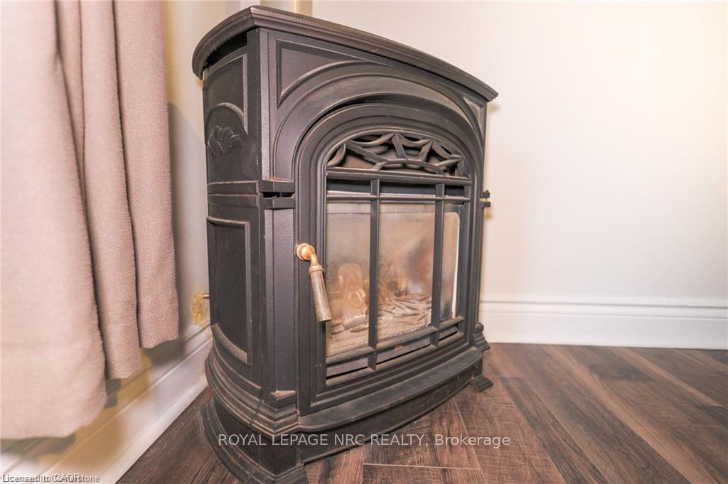 Photo 9 of 11 Perry Street, St. Catharines, Haig — HOMEH