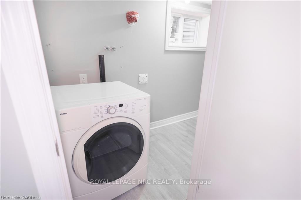 Photo 25 of 11 Perry Street, St. Catharines, Haig — HOMEH