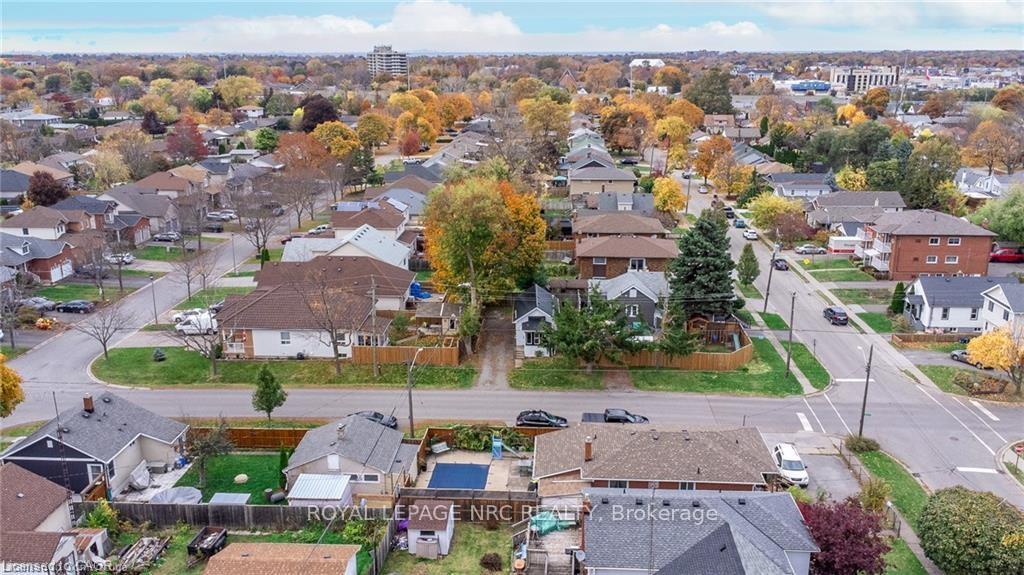 Photo 30 of 11 Perry Street, St. Catharines, Haig — HOMEH