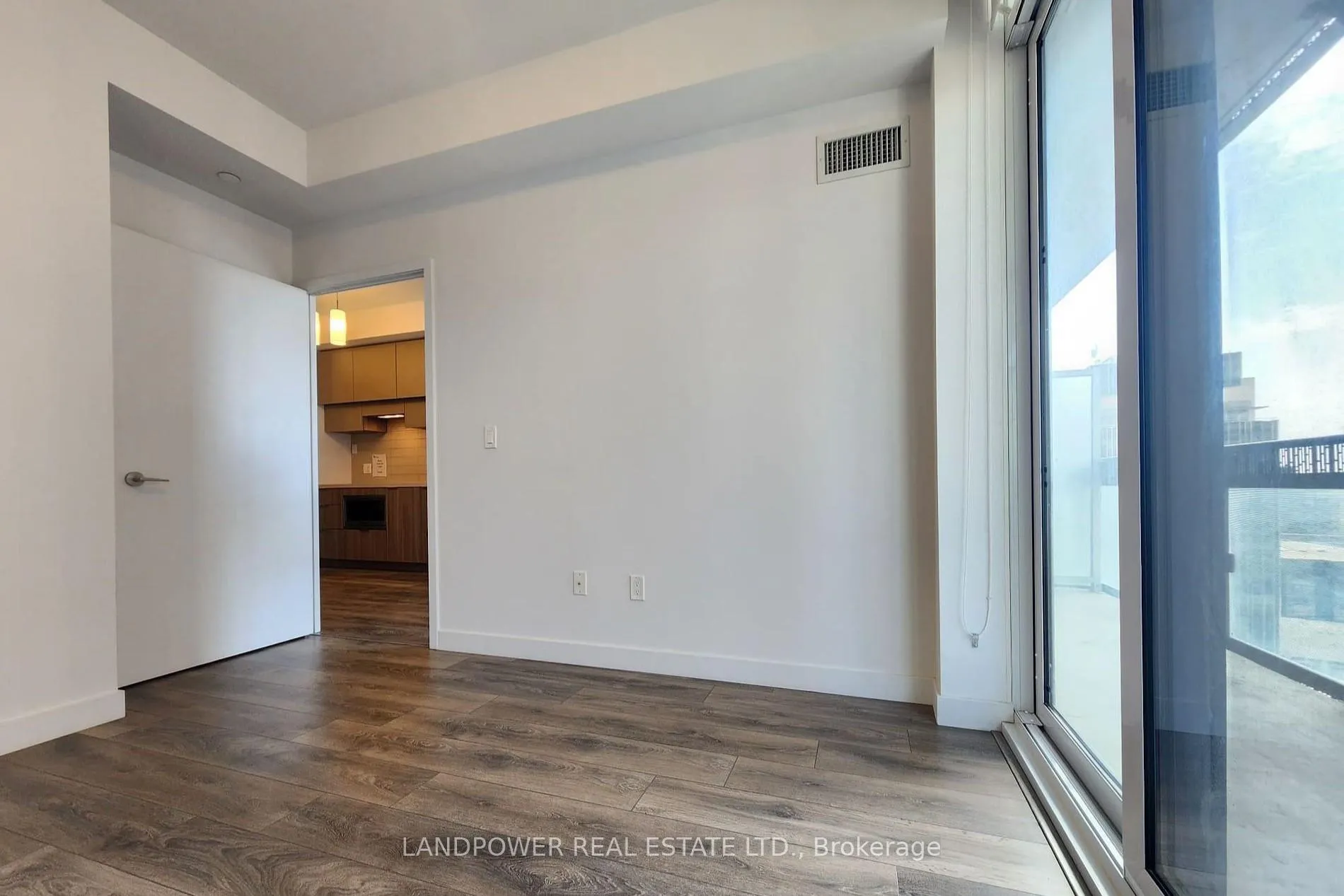 Photo 14 of Unit 1104, 8 Eglinton Avenue E, Toronto, Mount Pleasant West — HOMEH