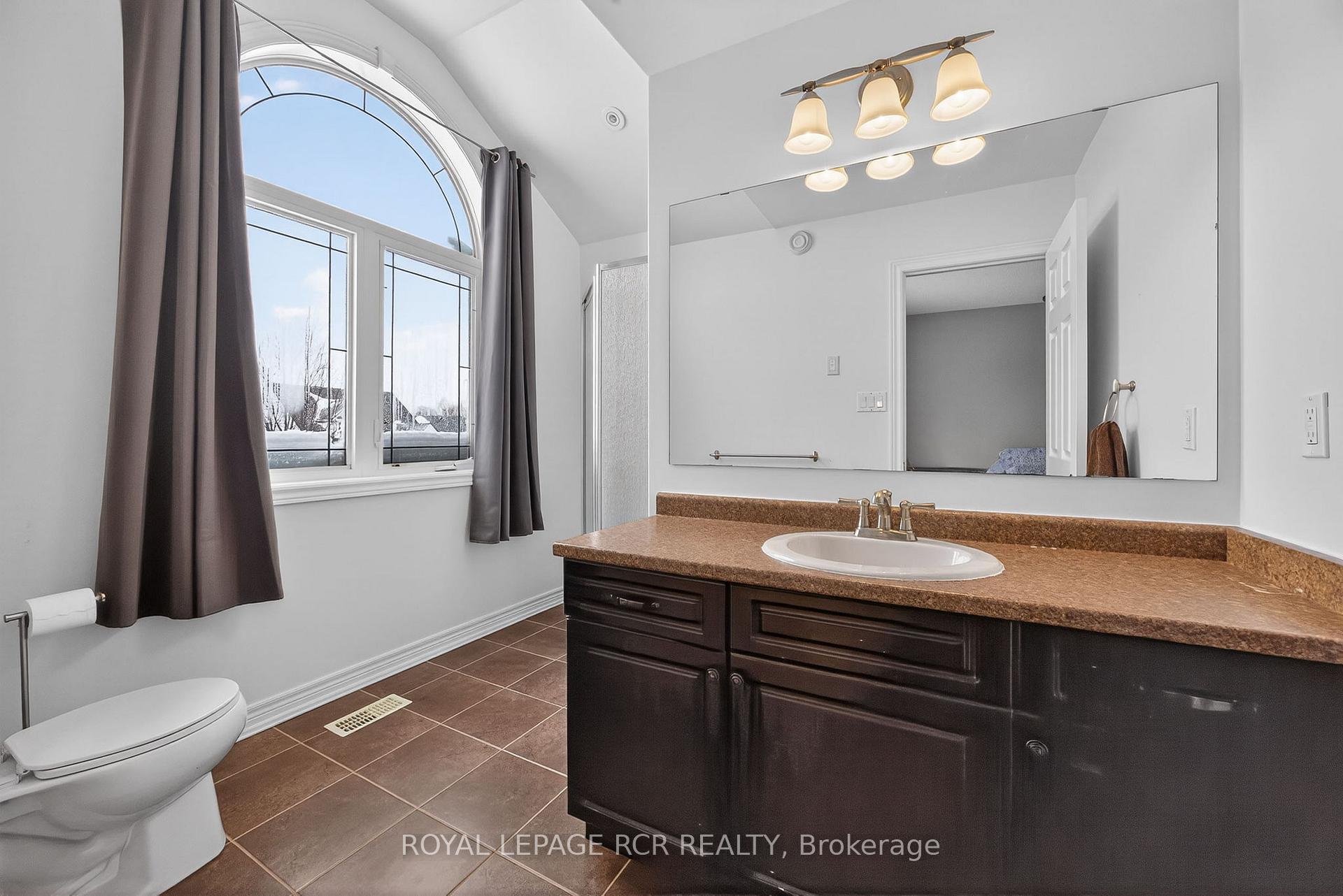 Photo 18 of 116 Shephard Avenue, New Tecumseth, Alliston — HOMEH