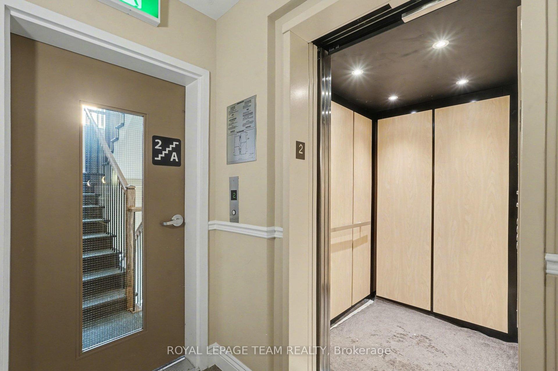 Photo 4 of Unit 202, 220 Janka Private, Ottawa, Kanata - Emerald Meadows/Trailwest — HOMEH