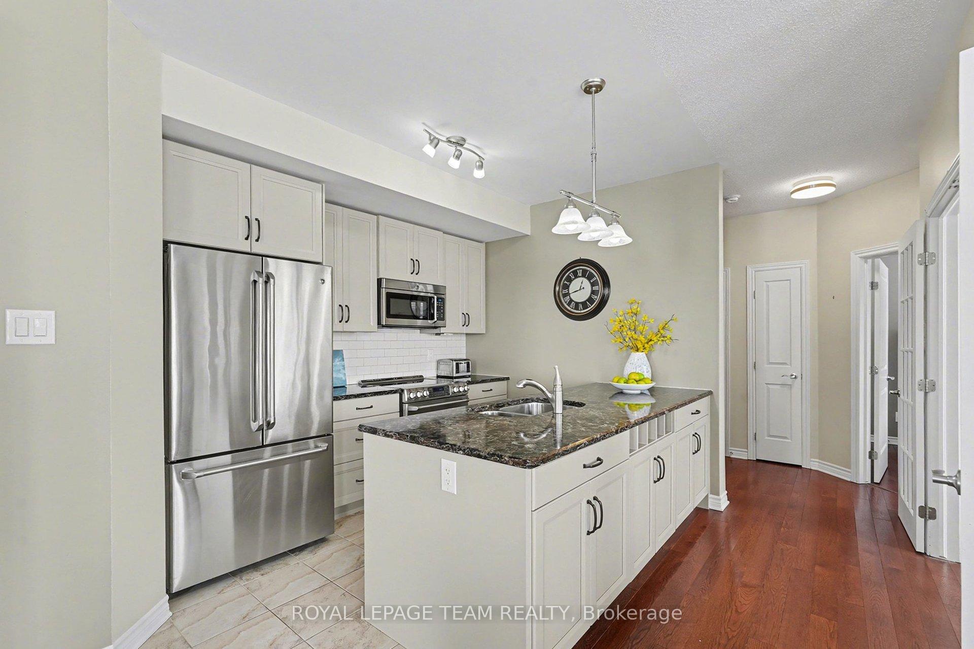 Photo 11 of Unit 202, 220 Janka Private, Ottawa, Kanata - Emerald Meadows/Trailwest — HOMEH