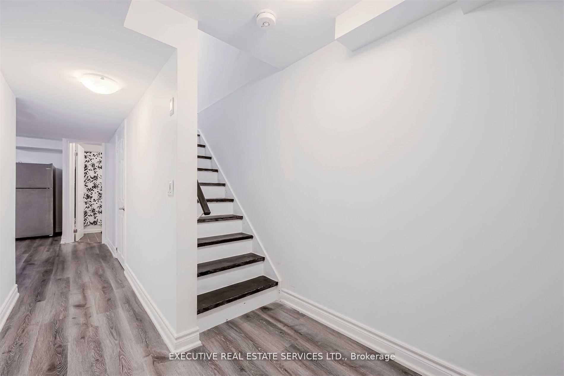 Photo 8 of Unit 4, (Basement) 50 Edinburgh Drive, Brampton, Bram West — HOMEH
